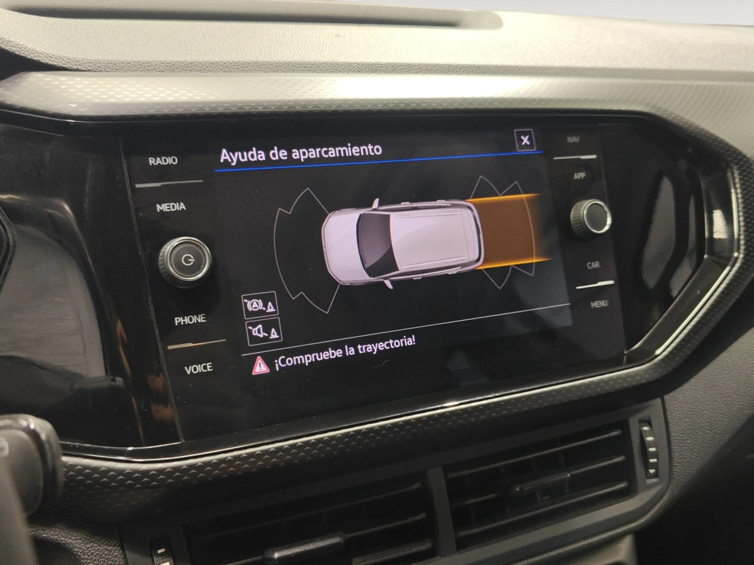 VOLKSWAGEN T CROSS ADVANCE 1.0 TSI 81KW (110CV) DSG - Foto 16