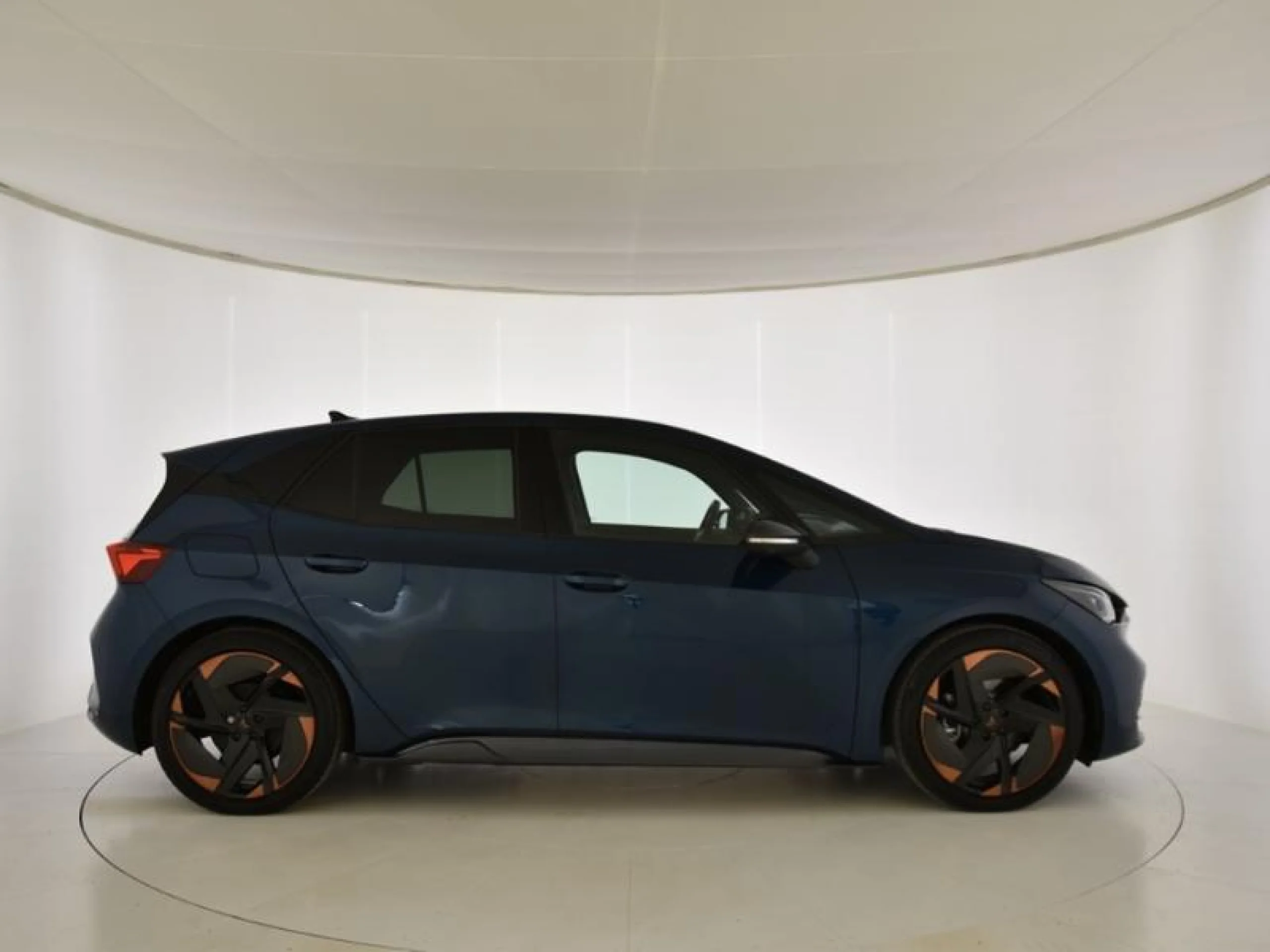 CUPRA BORN 150KW (204 CV) 58KWH - Foto 3