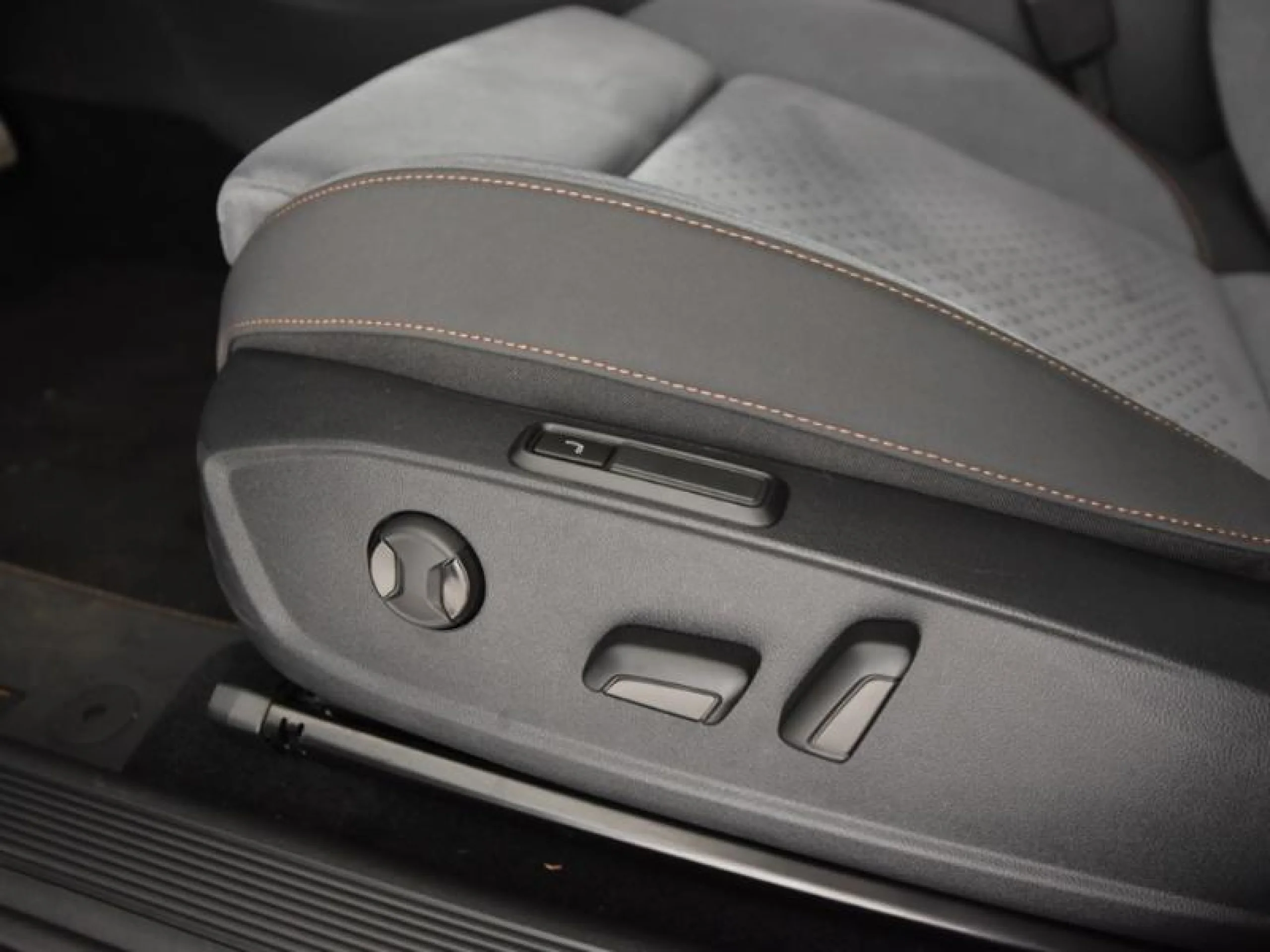 CUPRA BORN 150KW (204 CV) 58KWH - Foto 10