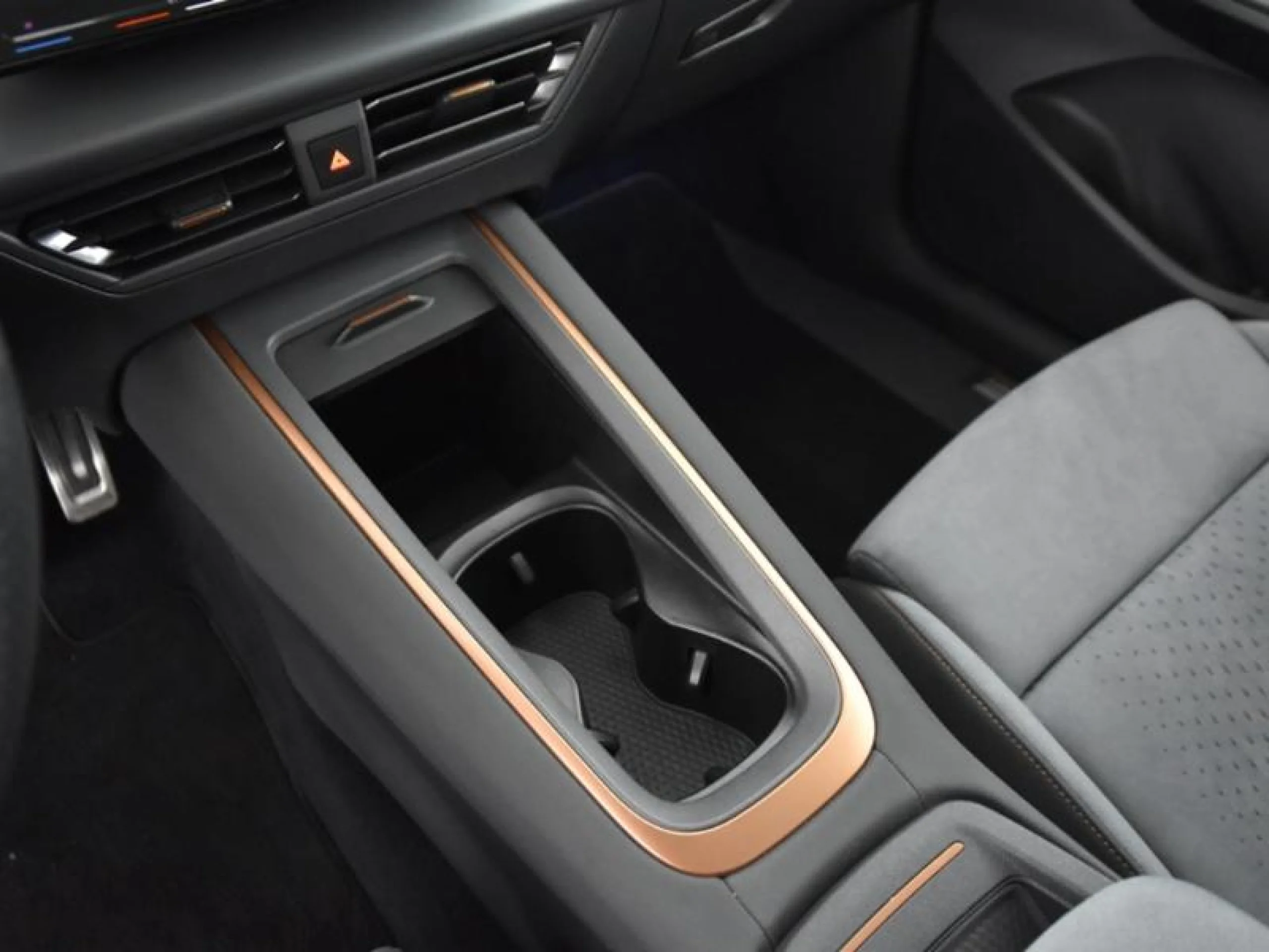 CUPRA BORN 150KW (204 CV) 58KWH - Foto 11