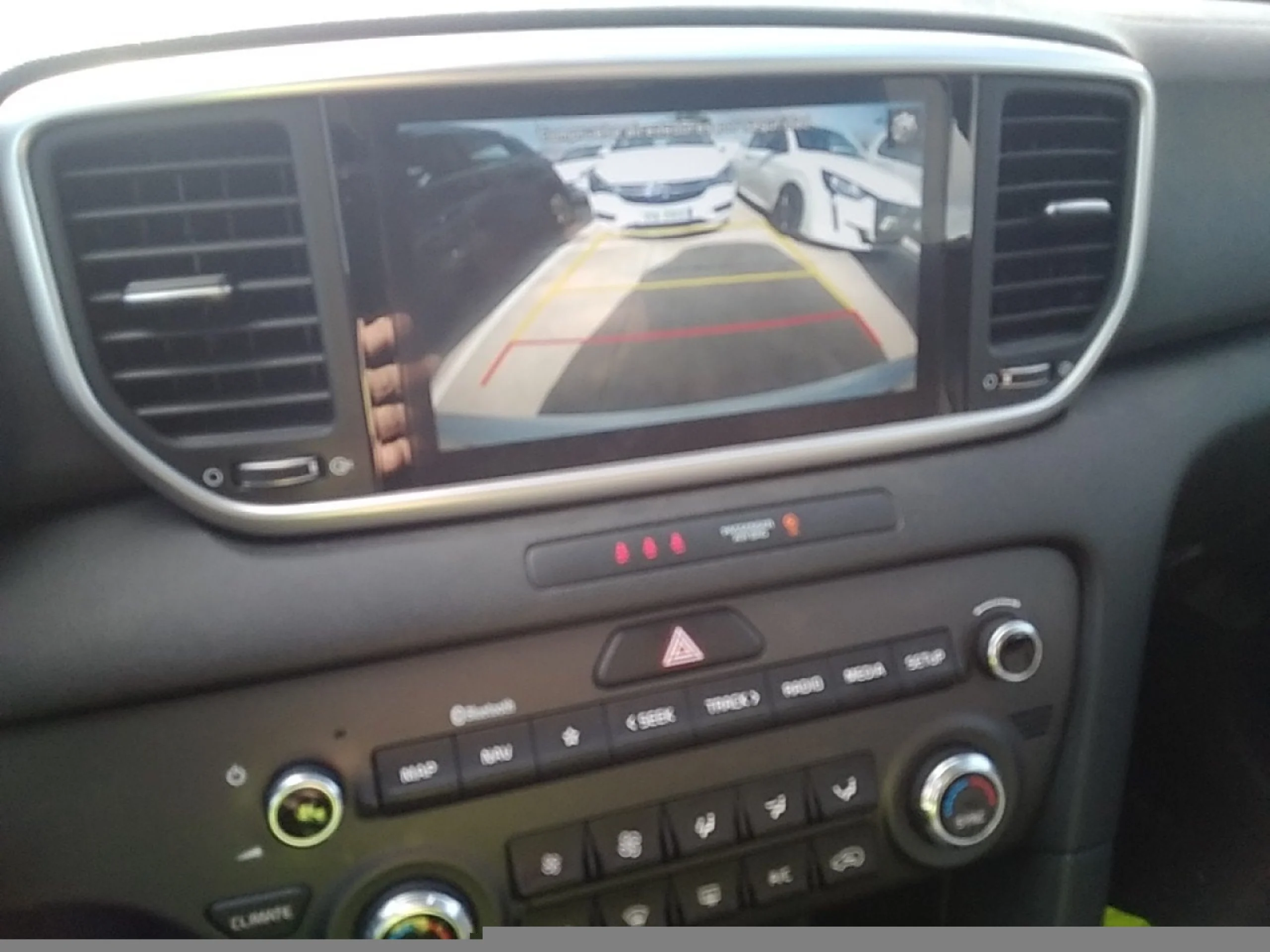 KIA SPORTAGE 1.6 CRDI MHEV 100KW (136CV) BUSINESS 4X2 - Foto 10