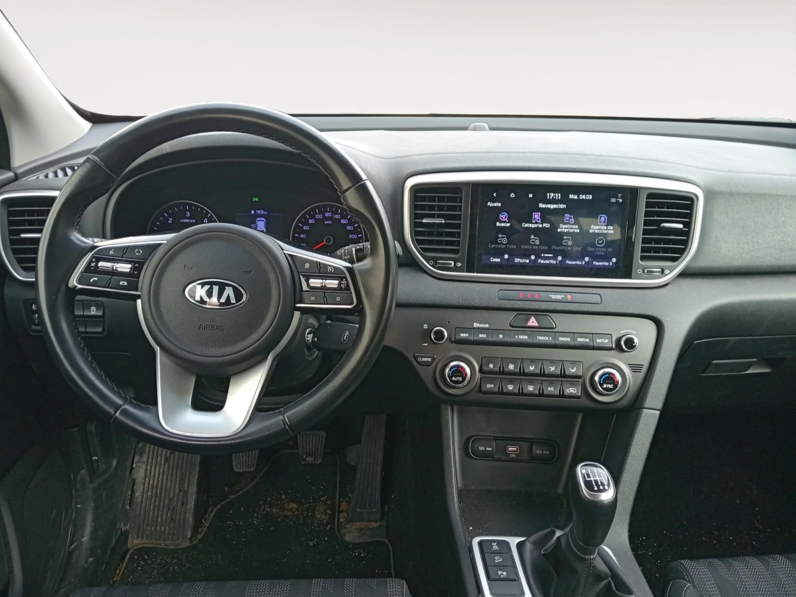 KIA SPORTAGE 1.6 CRDI MHEV 100KW (136CV) BUSINESS 4X4 - Foto 4