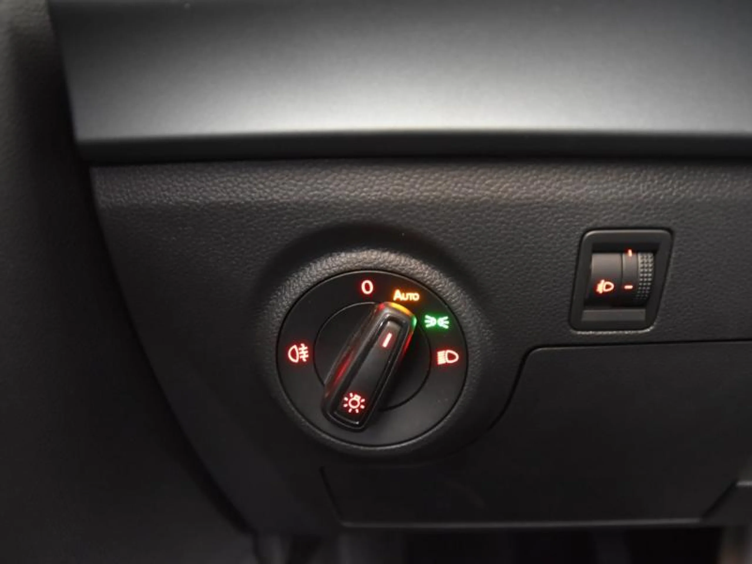 SEAT ARONA 1.0 TSI 85KW XPERIENCE SPECIAL EDITION - Foto 17