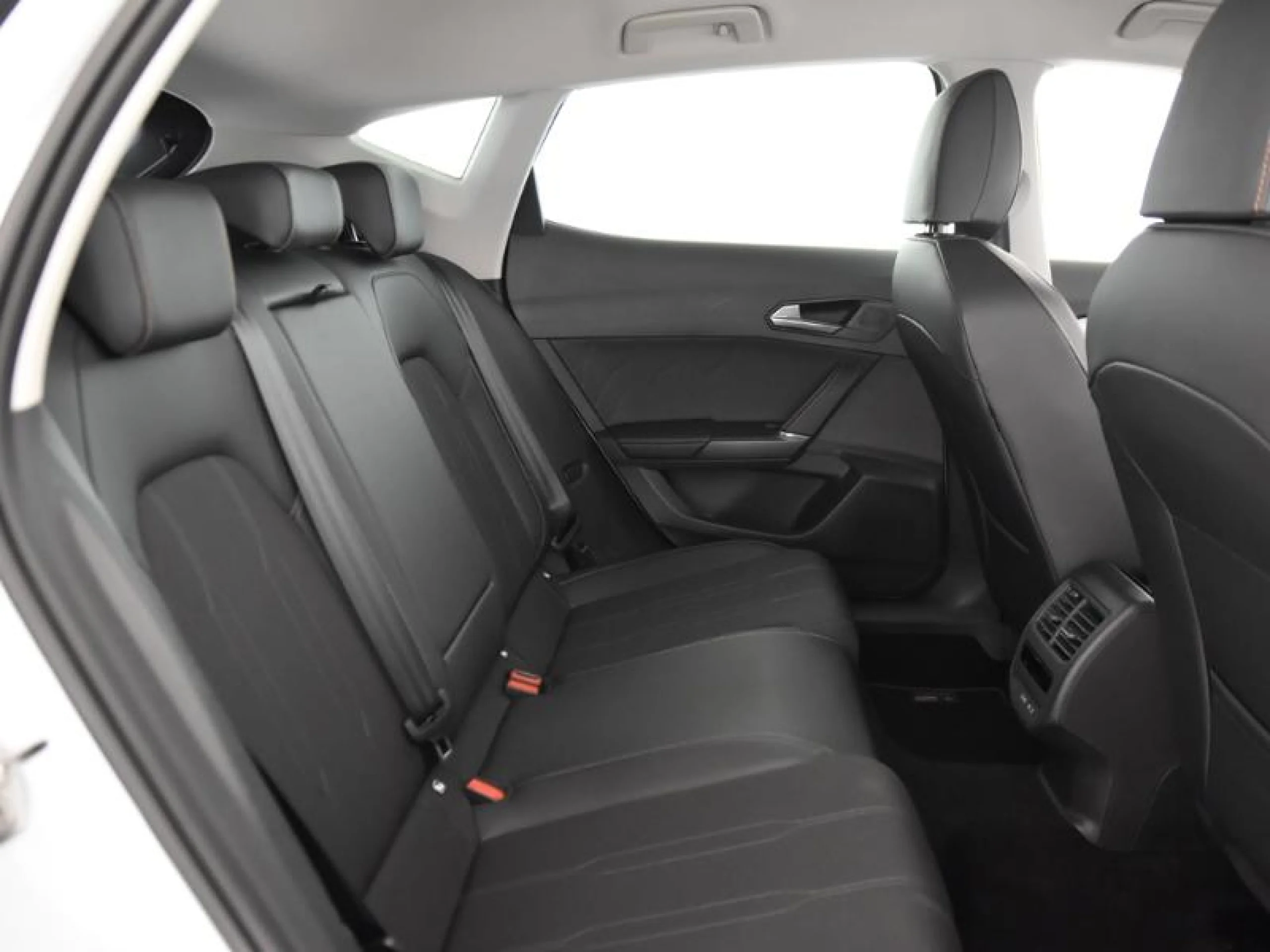 CUPRA FORMENTOR 1.5 TSI 110KW (150 CV) DSG - Foto 6