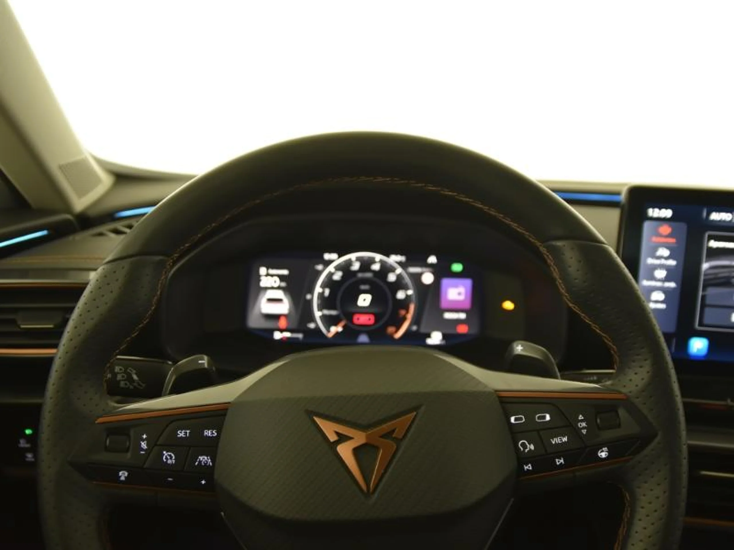 CUPRA FORMENTOR 1.5 TSI 110KW (150 CV) DSG - Foto 14