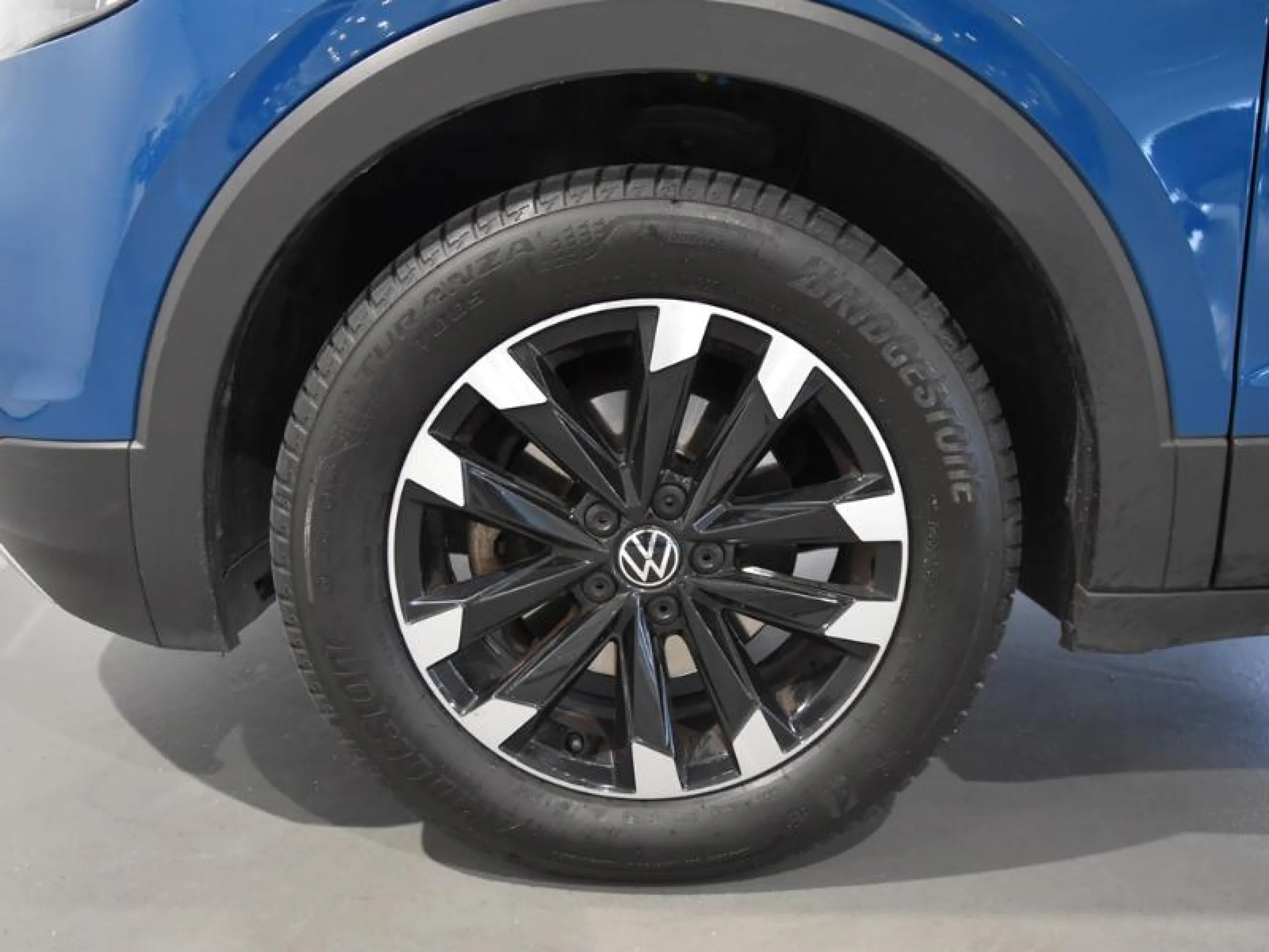 VOLKSWAGEN T CROSS ADVANCE 1.0 TSI 81KW (110CV) - Foto 8