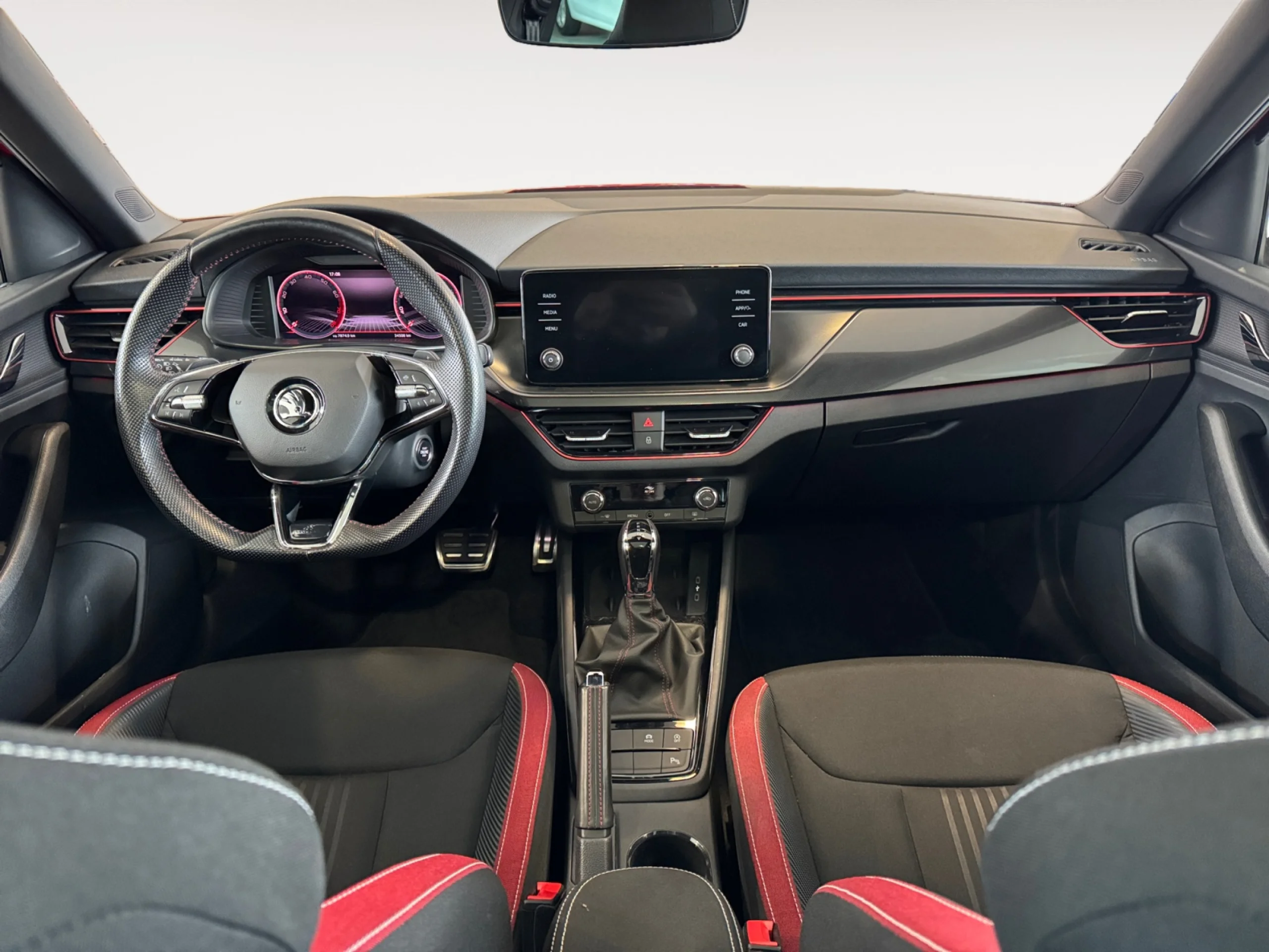 SKODA KAMIQ 1.5 TSI 110KW (150CV) DSG MONTECARLO - Foto 4