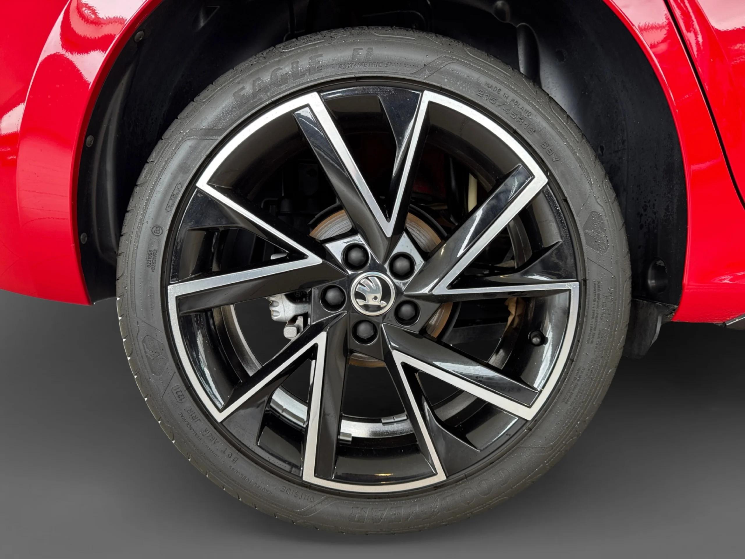 SKODA KAMIQ 1.5 TSI 110KW (150CV) DSG MONTECARLO - Foto 8