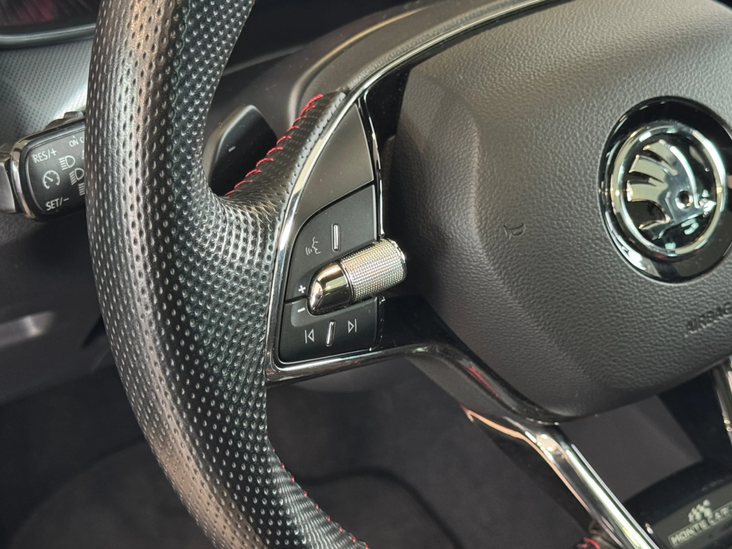 SKODA KAMIQ 1.5 TSI 110KW (150CV) DSG MONTECARLO - Foto 11