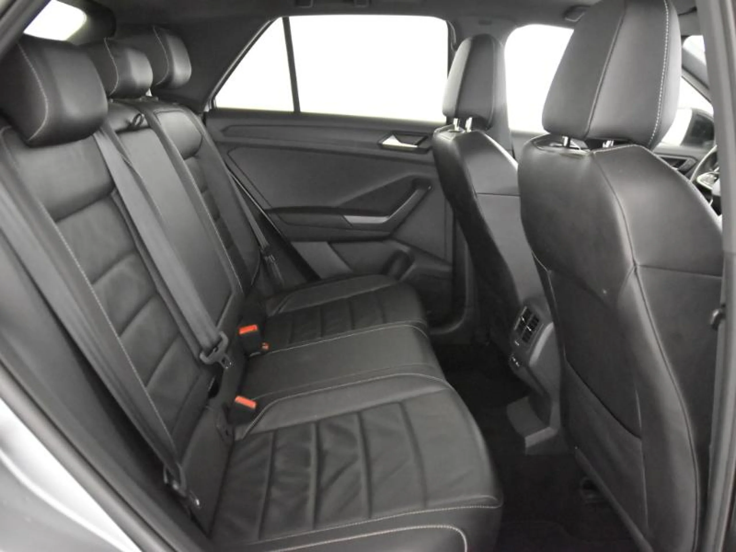 VOLKSWAGEN T ROC R LINE 1.5 TSI 110KW (150CV) - Foto 6