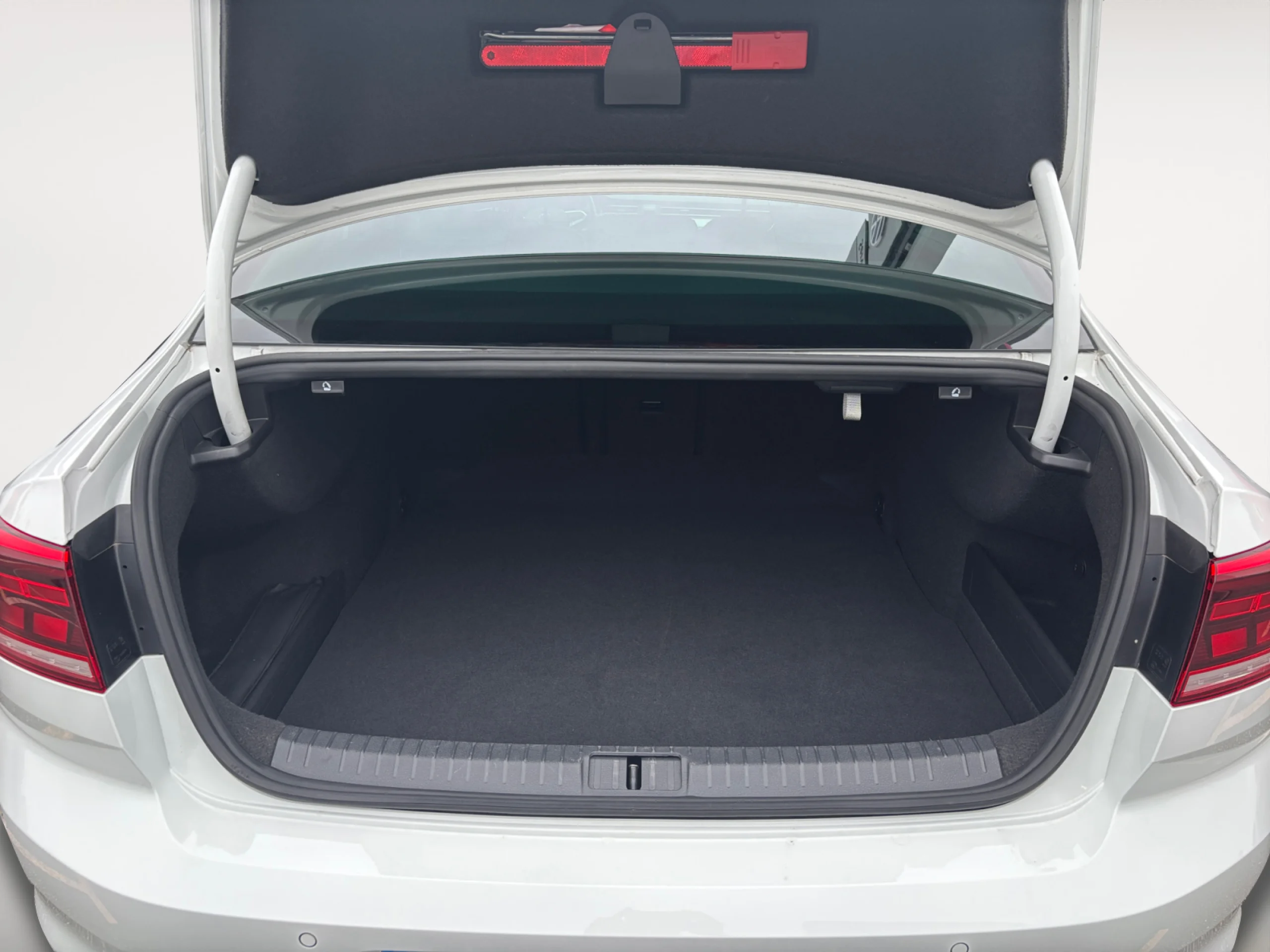 VOLKSWAGEN PASSAT R LINE 2.0 TDI 110KW (150CV) DSG - Foto 7