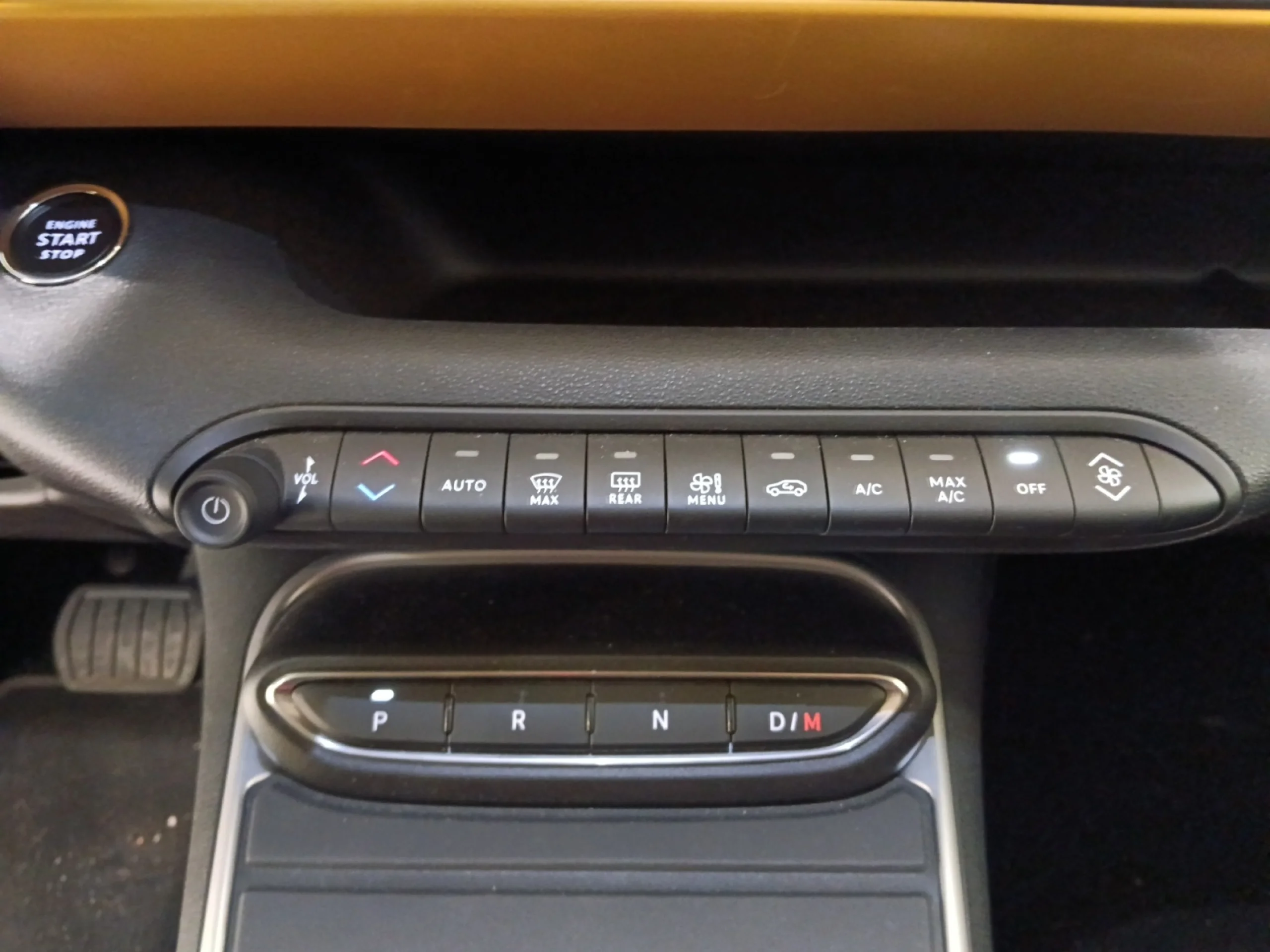 JEEP AVENGER 1.2 EHYBRID 74KW (100CV) SUMMIT - Foto 13