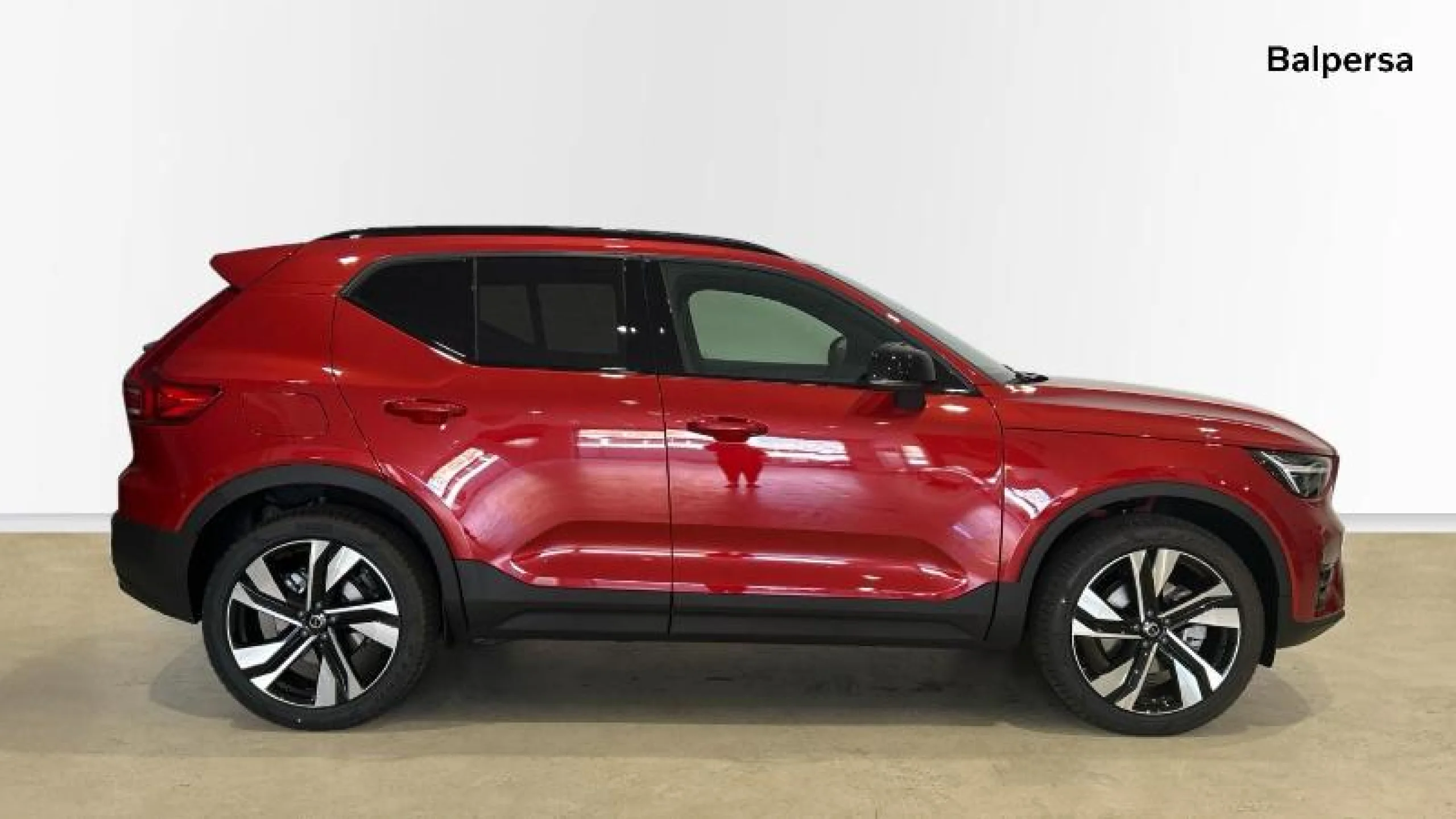 VOLVO XC40 2.0 B3 G PLUS DARK AUTO - Foto 5