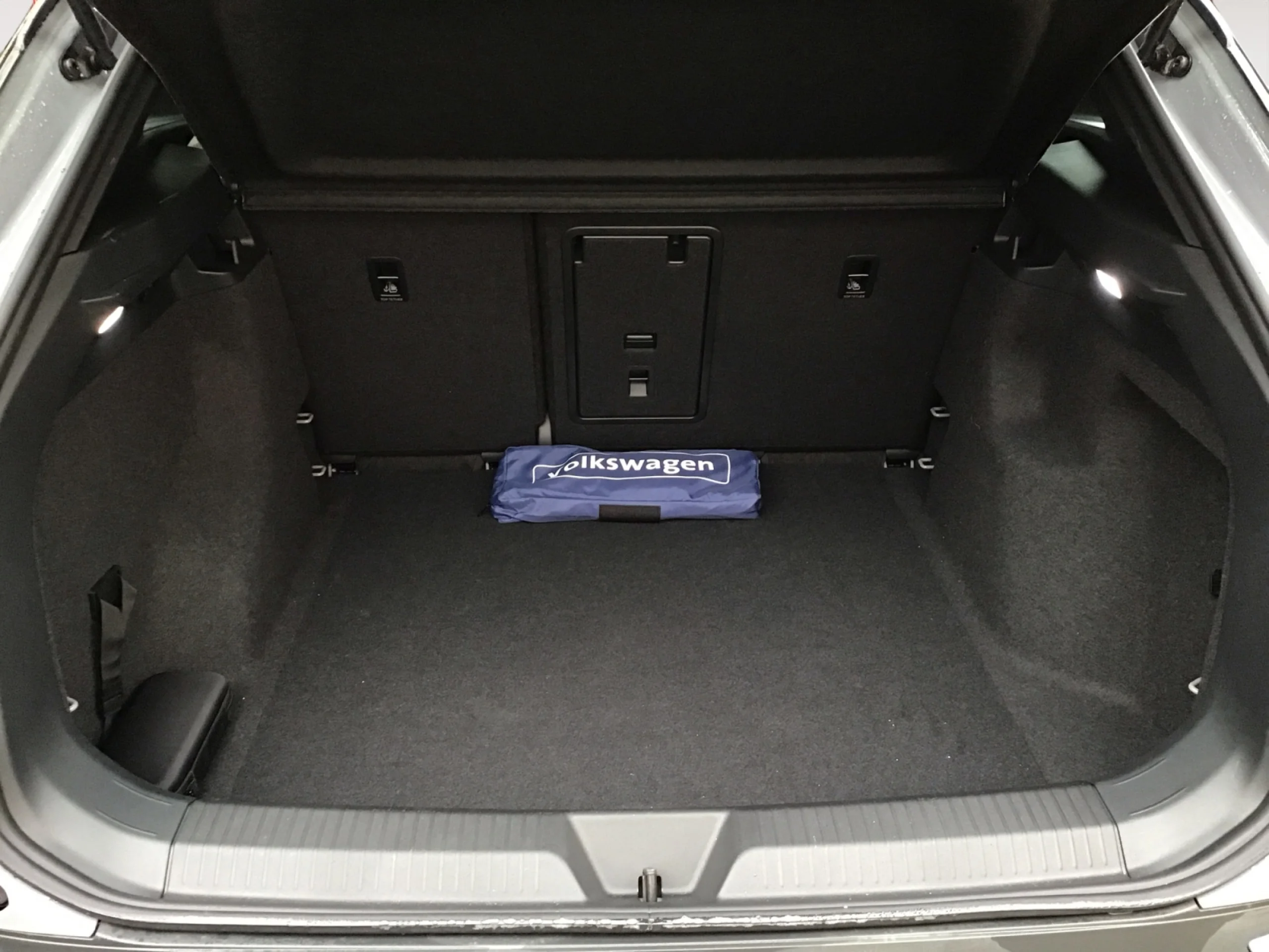 VOLKSWAGEN ID.4 PRO 4MOTION ··MÁS·· 210KW(286CV) 77KWH AUT - Foto 7