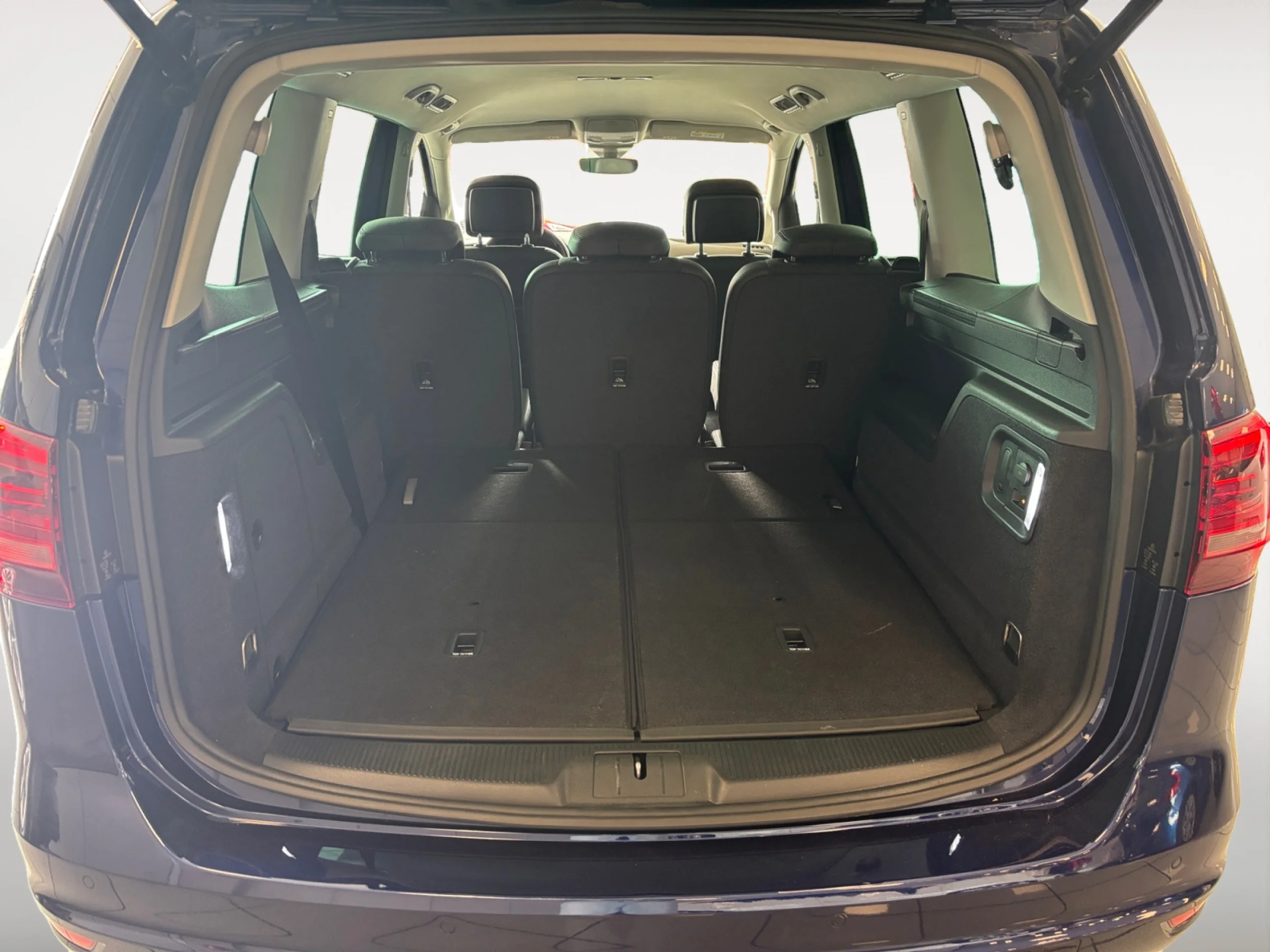 VOLKSWAGEN SHARAN SPORT 2.0 TDI 130KW (177CV) DSG 4MOTION - Foto 7