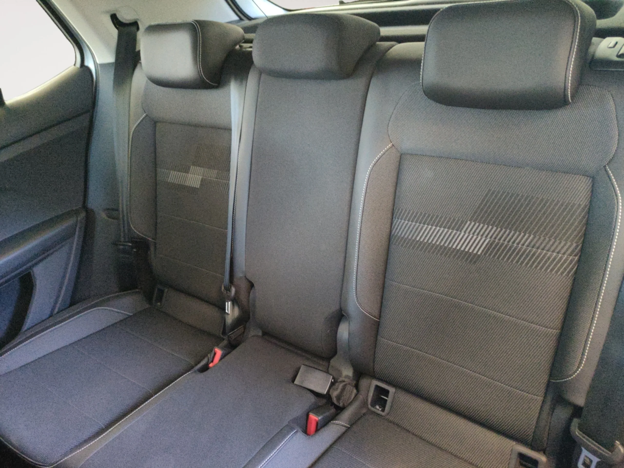 VOLKSWAGEN T CROSS SPORT 1.0 TSI 81KW (110CV) DSG - Foto 6