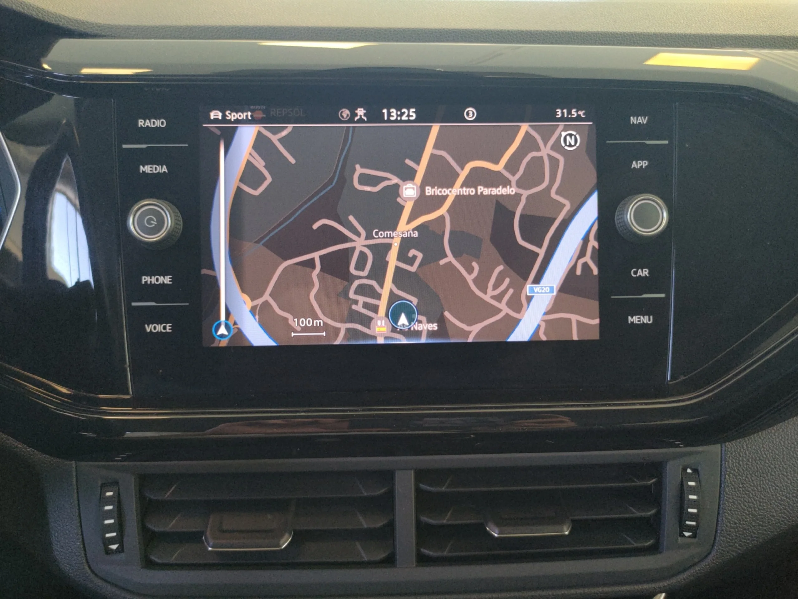 VOLKSWAGEN T CROSS SPORT 1.0 TSI 81KW (110CV) DSG - Foto 9