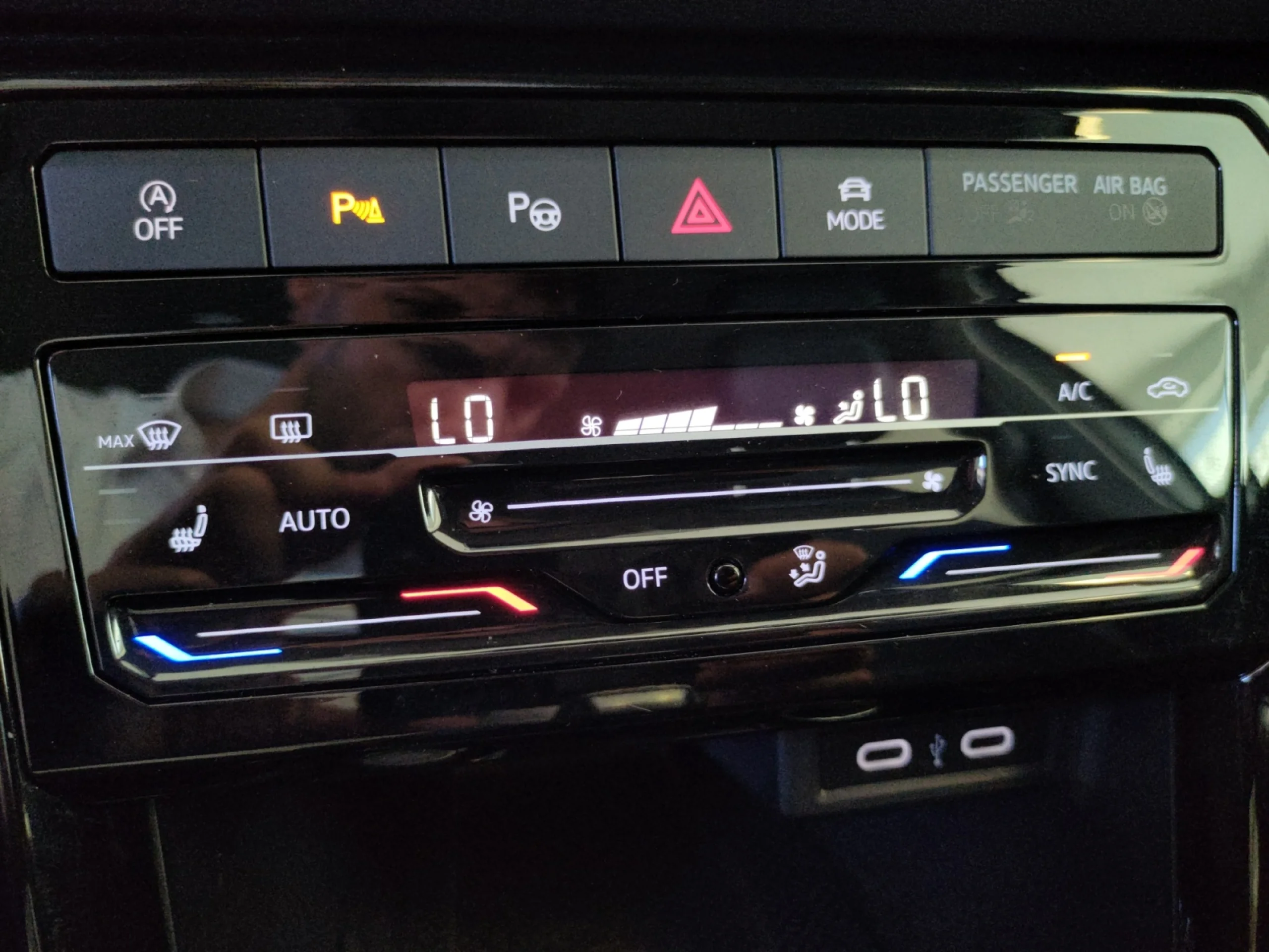 VOLKSWAGEN T CROSS SPORT 1.0 TSI 81KW (110CV) DSG - Foto 13