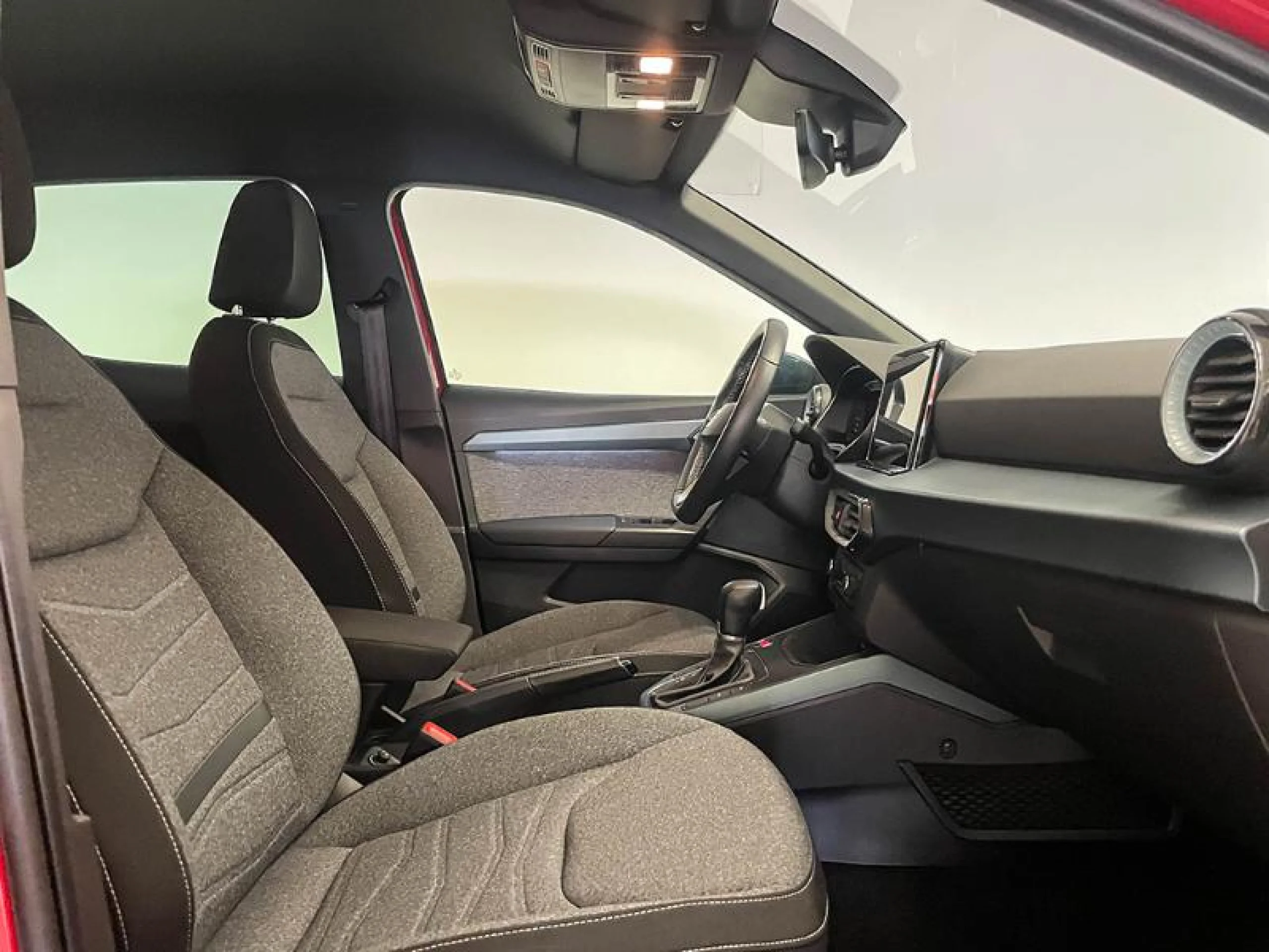 SEAT ARONA 1.0 TSI 81KW (110CV) DSG FR PLUS - Foto 5