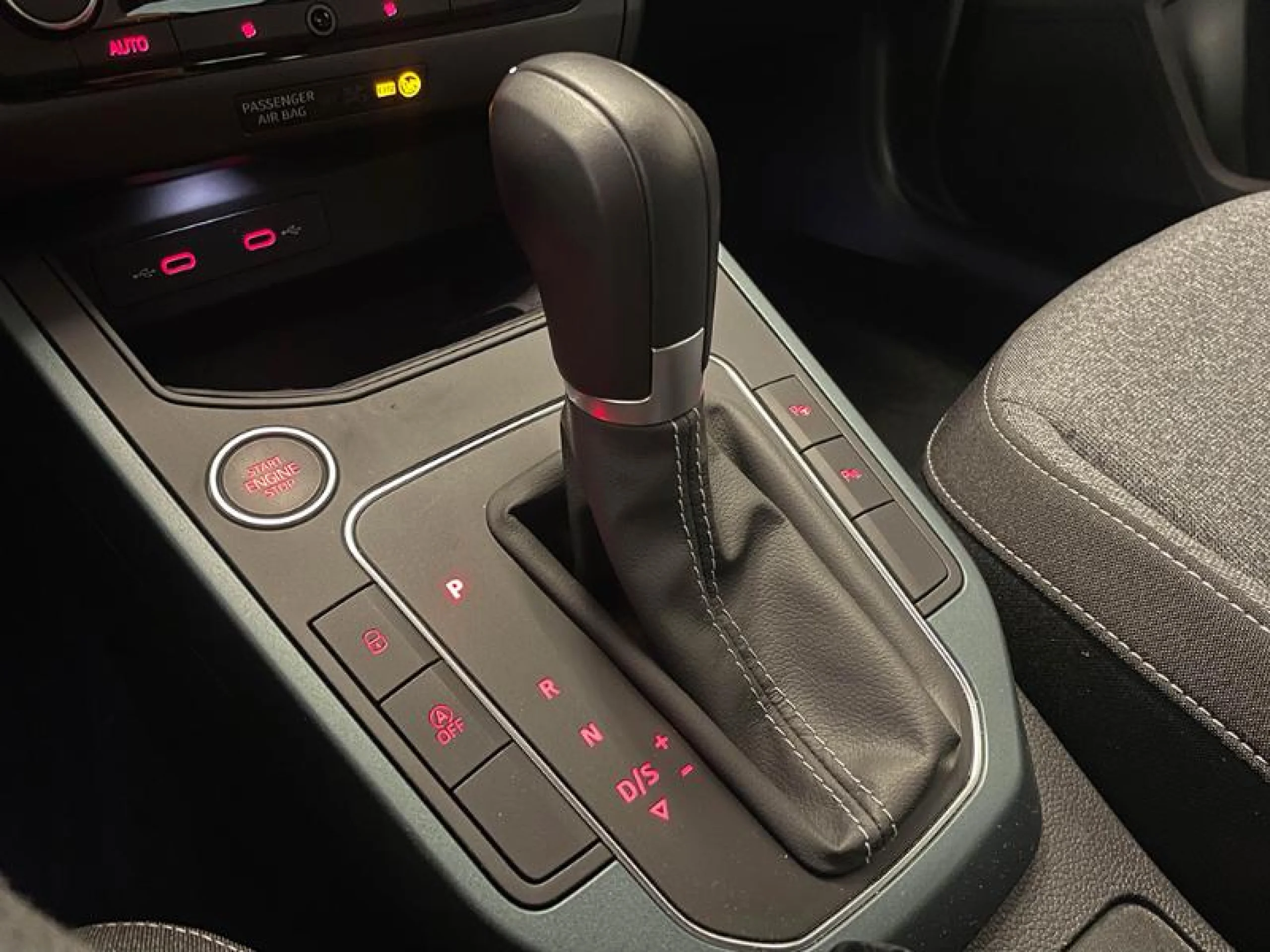 SEAT ARONA 1.0 TSI 81KW (110CV) DSG FR PLUS - Foto 9