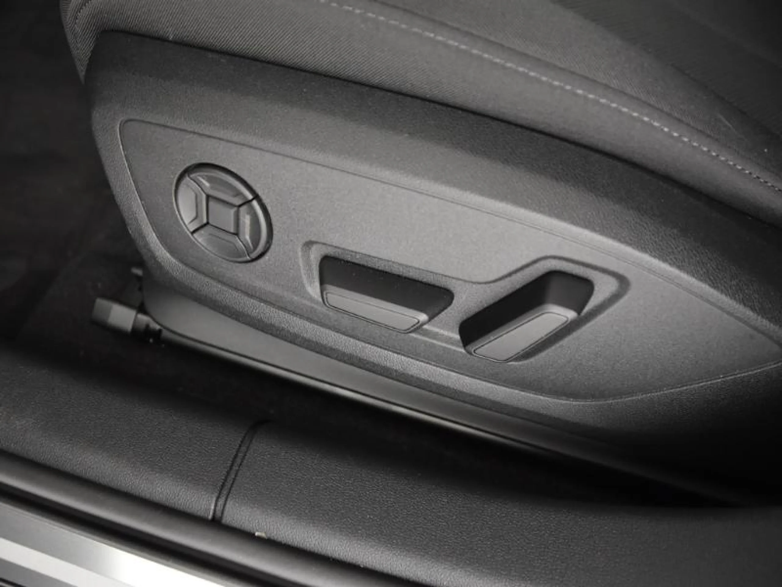 AUDI A3 SPORTBACK A3 SPORTBACK LAUNCH EDITION 40 TFSI E  150(204) KW(CV) S TRONIC - Foto 11