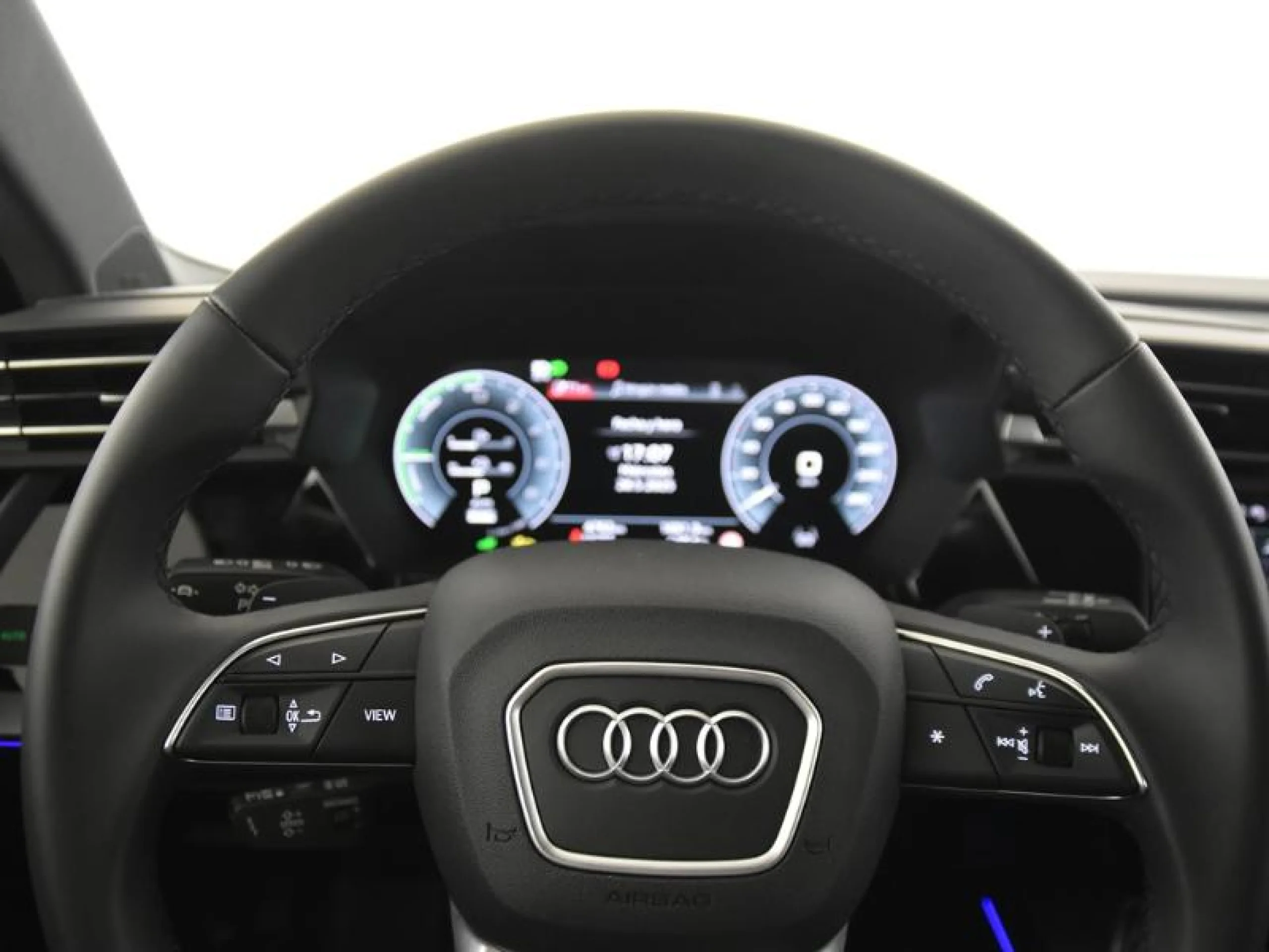 AUDI A3 SPORTBACK A3 SPORTBACK LAUNCH EDITION 40 TFSI E  150(204) KW(CV) S TRONIC - Foto 17