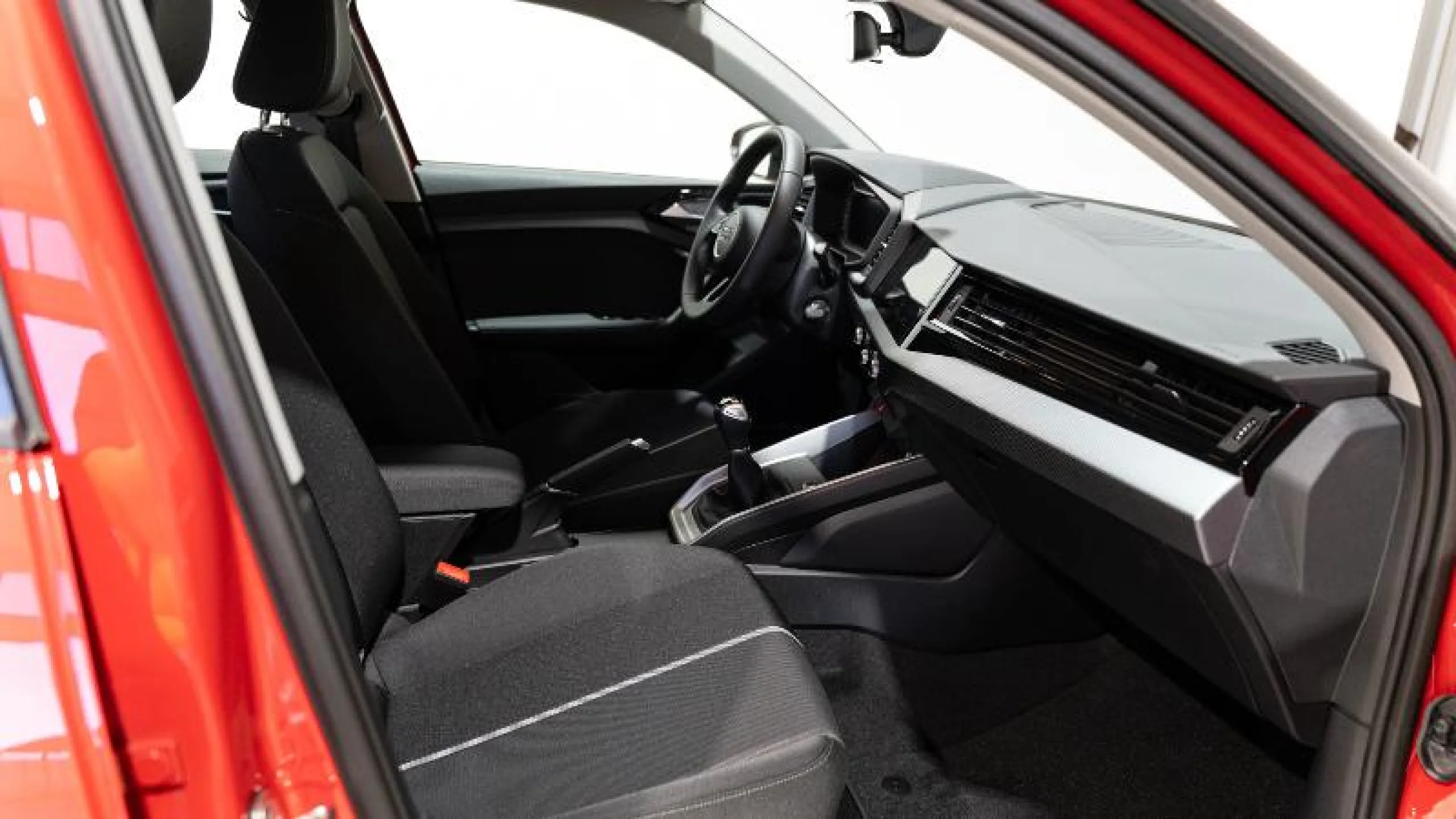 AUDI A1 SPORTBACK ADVANCED 25 TFSI 70KW (95CV) - Foto 8