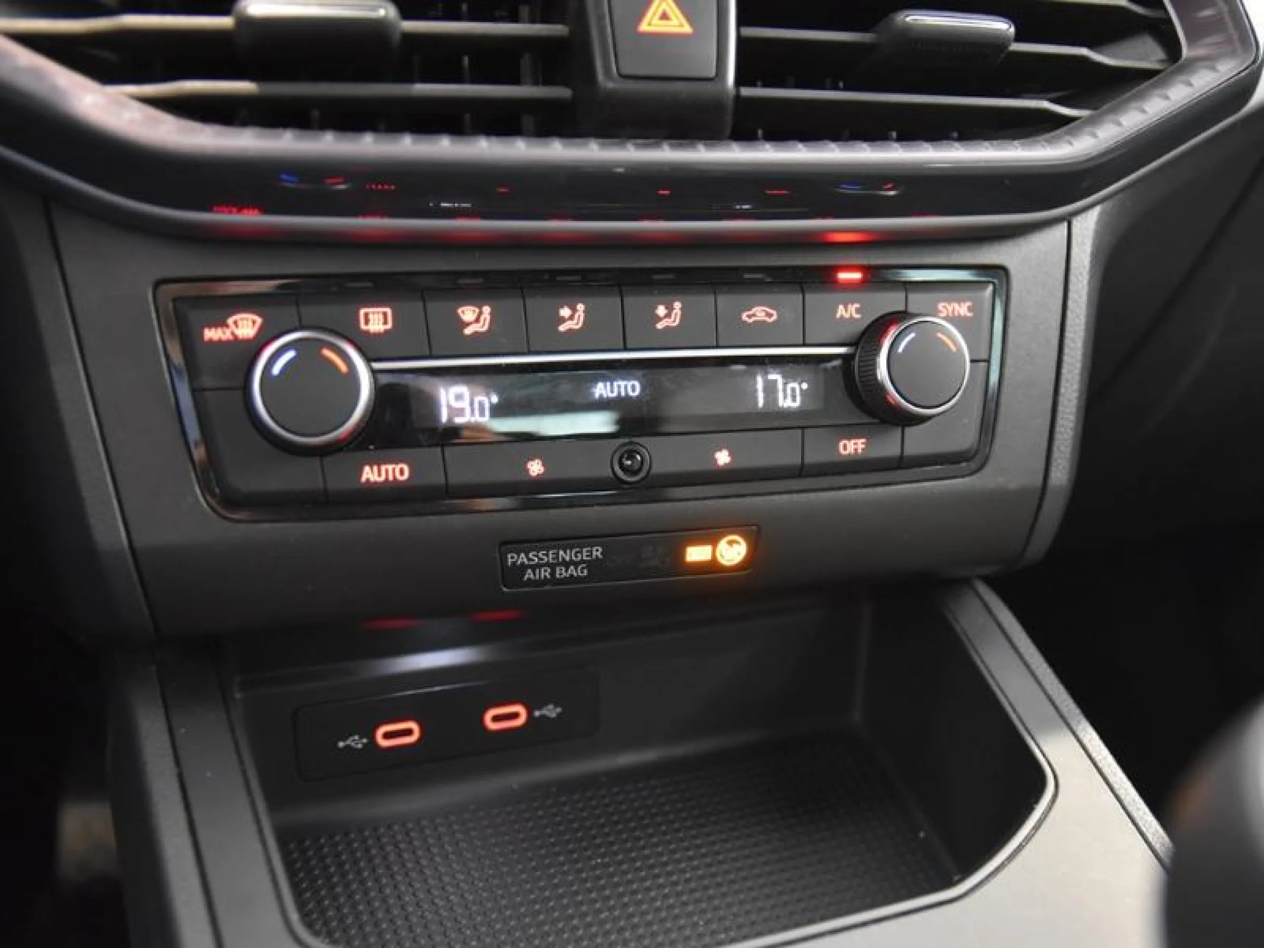 SEAT IBIZA 1.0 TSI 85KW (115CV) SPECIAL EDITION - Foto 11