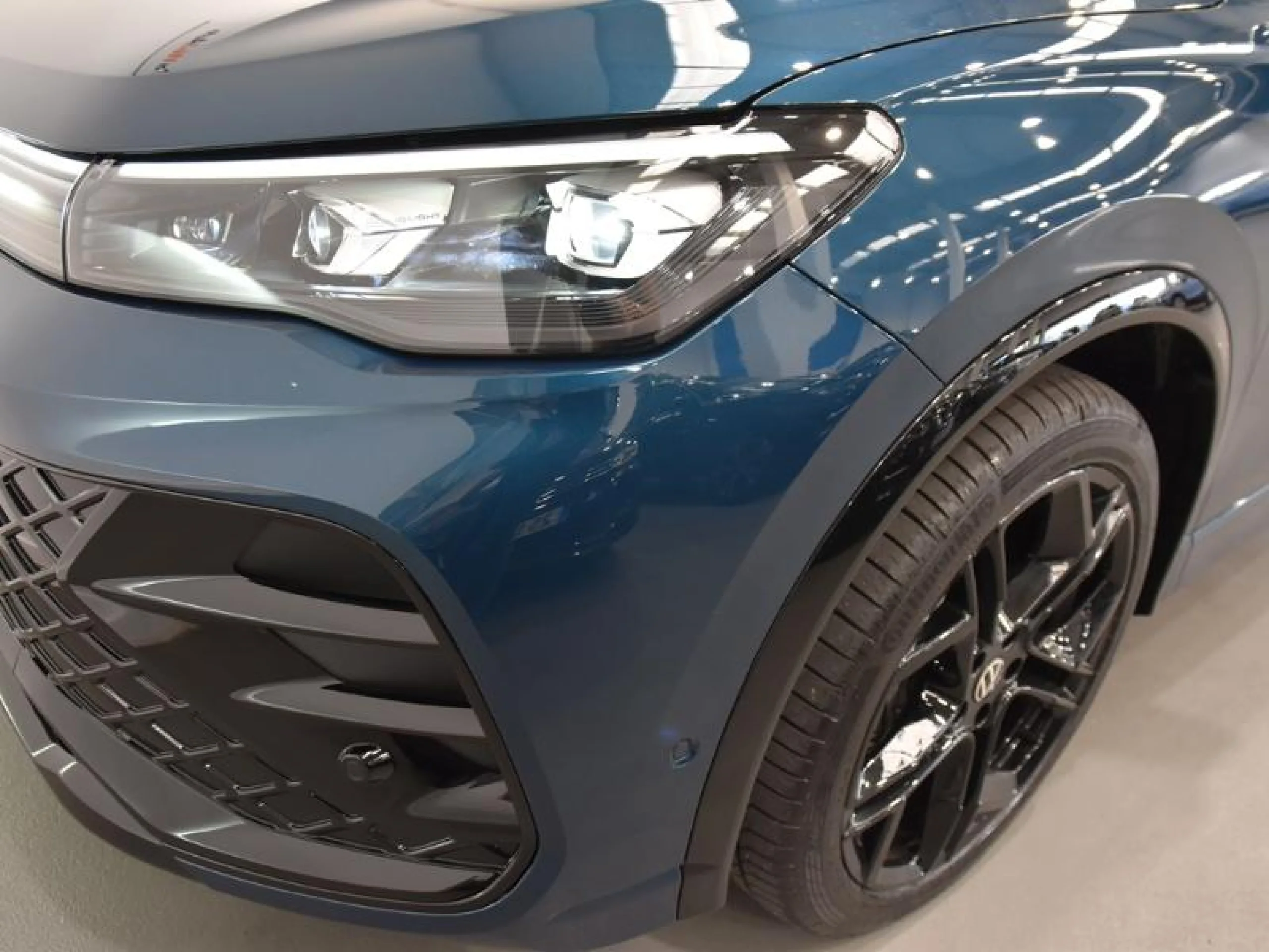 VOLKSWAGEN TIGUAN TIGUAN R LINE 1.5 ETSI 110 KW (150 CV)  AUTOM TICO DSG 7 VEL. - Foto 29