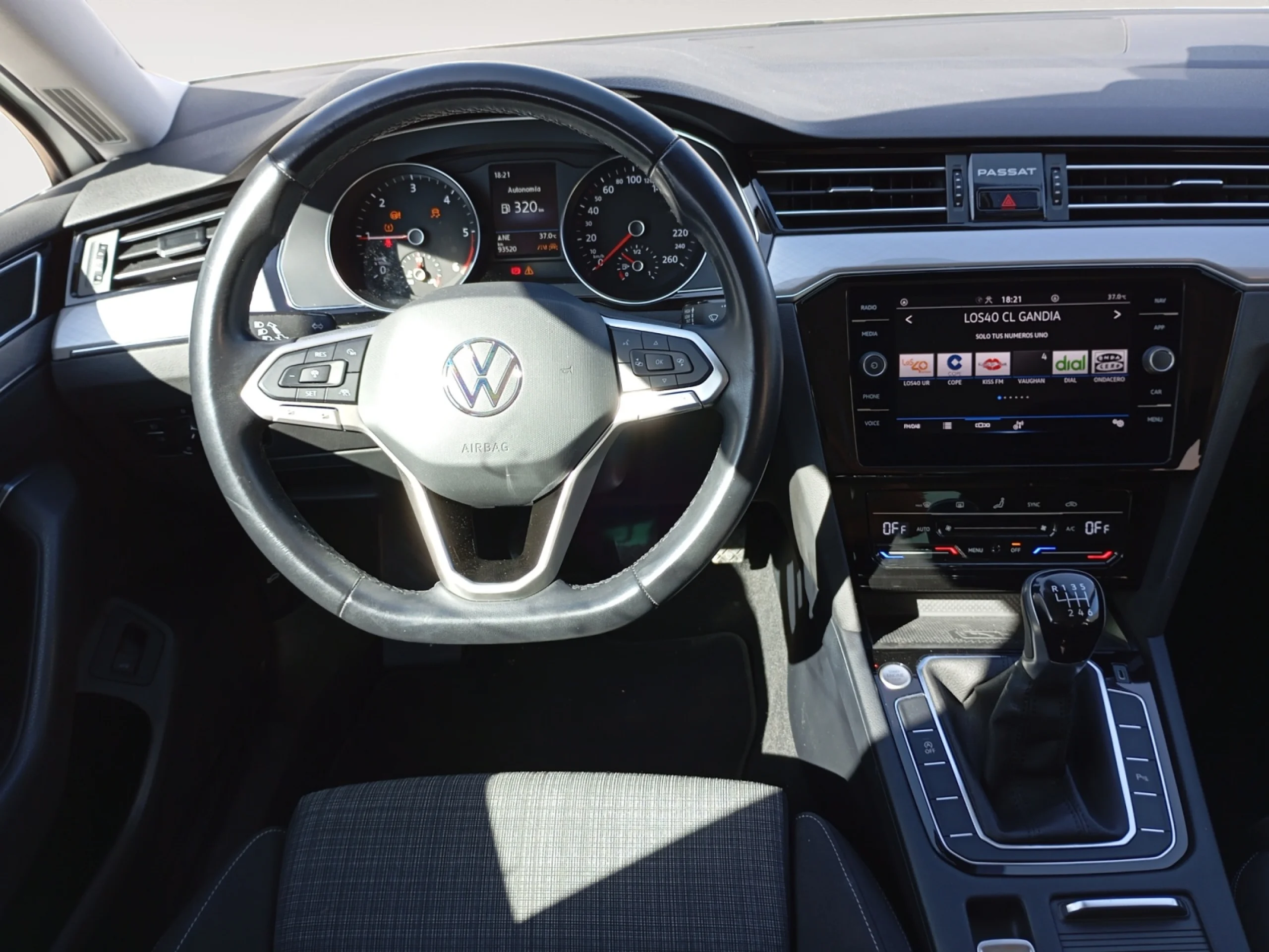 VOLKSWAGEN PASSAT EXECUTIVE 2.0 TDI 110KW (150CV) - Foto 4