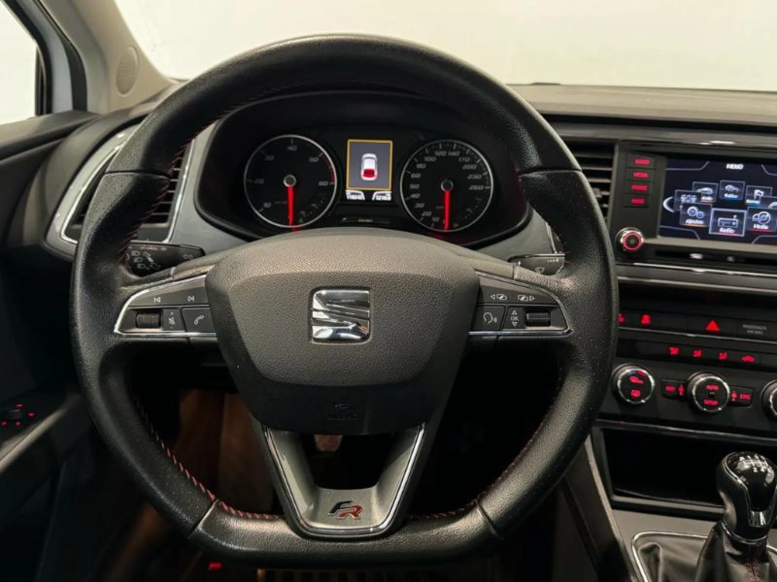 SEAT LEON SC 2.0 TDI 150CV ST&SP FR - Foto 8