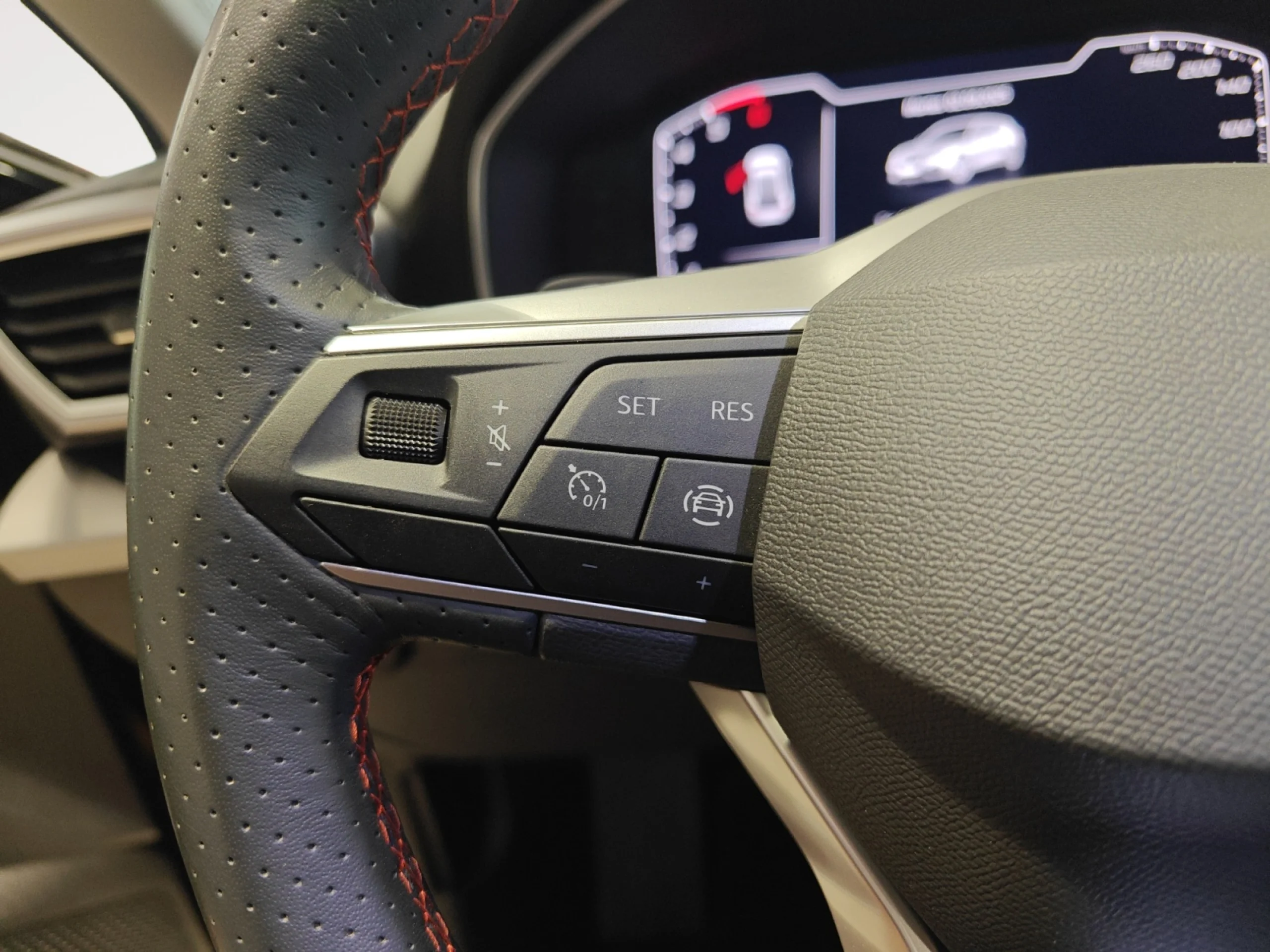 SEAT LEON 2.0 TDI 110KW DSG 7 S&S FR XS - Foto 13