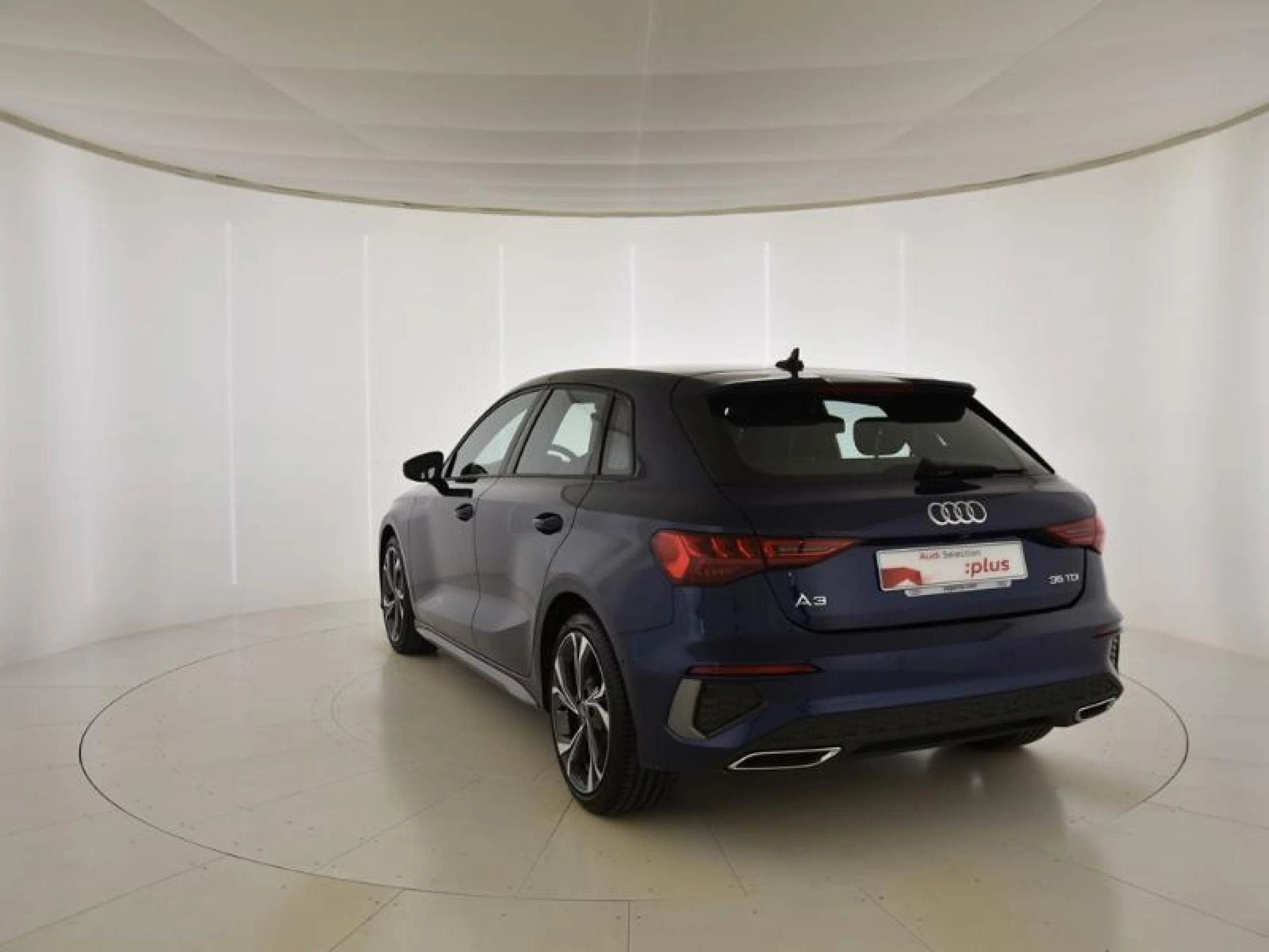 AUDI A3 SPORTBACK GENUINE 35 TDI 110KW S TRONIC - Foto 2