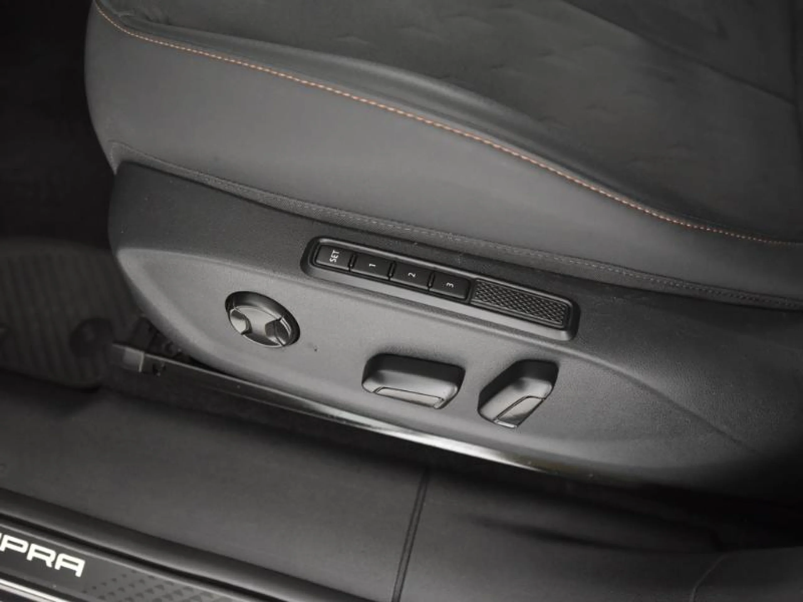 CUPRA TERRAMAR 1.5 TSI E HYBRID 150KW (204 CV) DSG - Foto 10