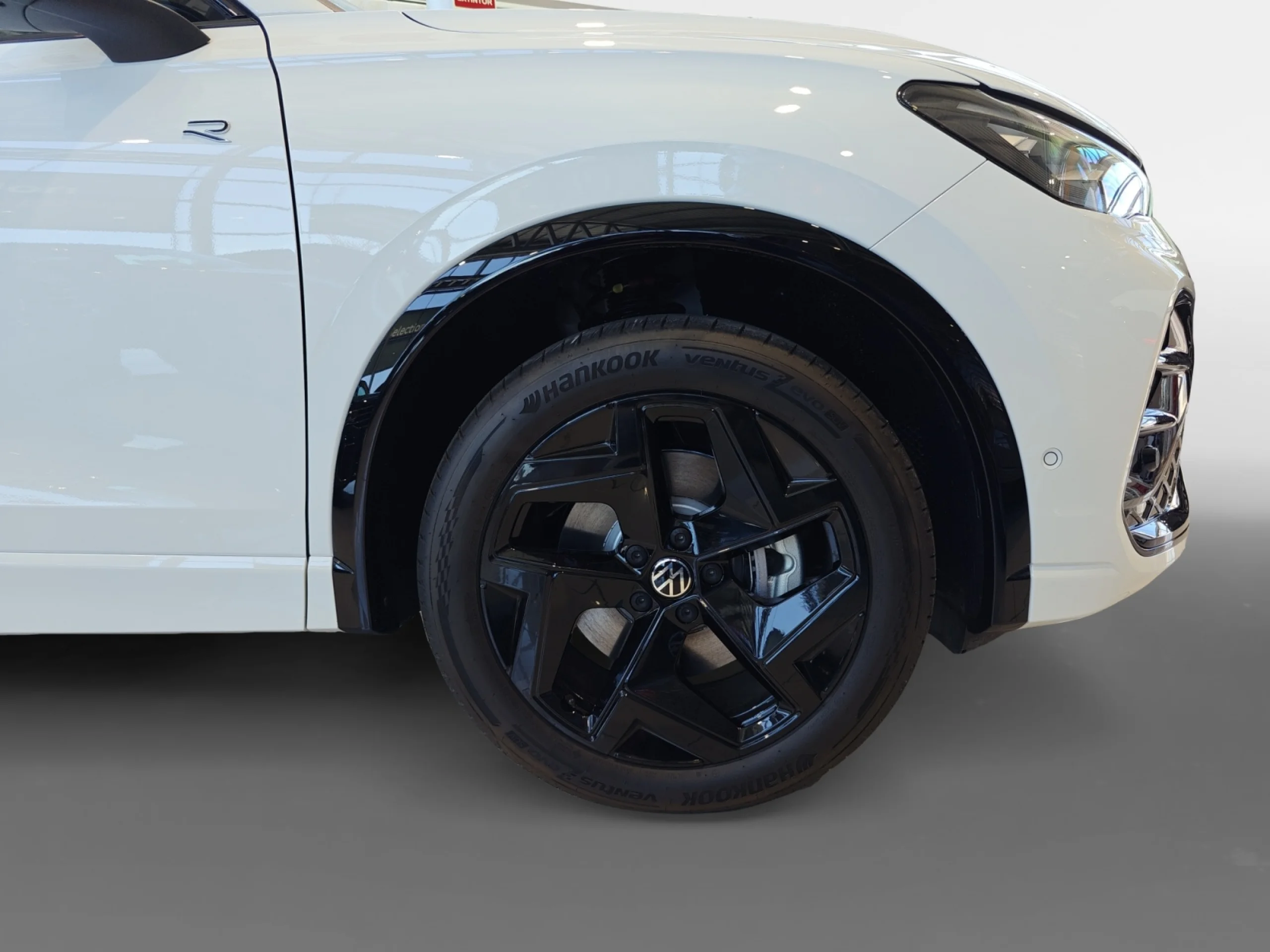 VOLKSWAGEN TIGUAN R LINE 2.0 TDI 142KW (193CV) DSG 4MOTION - Foto 8