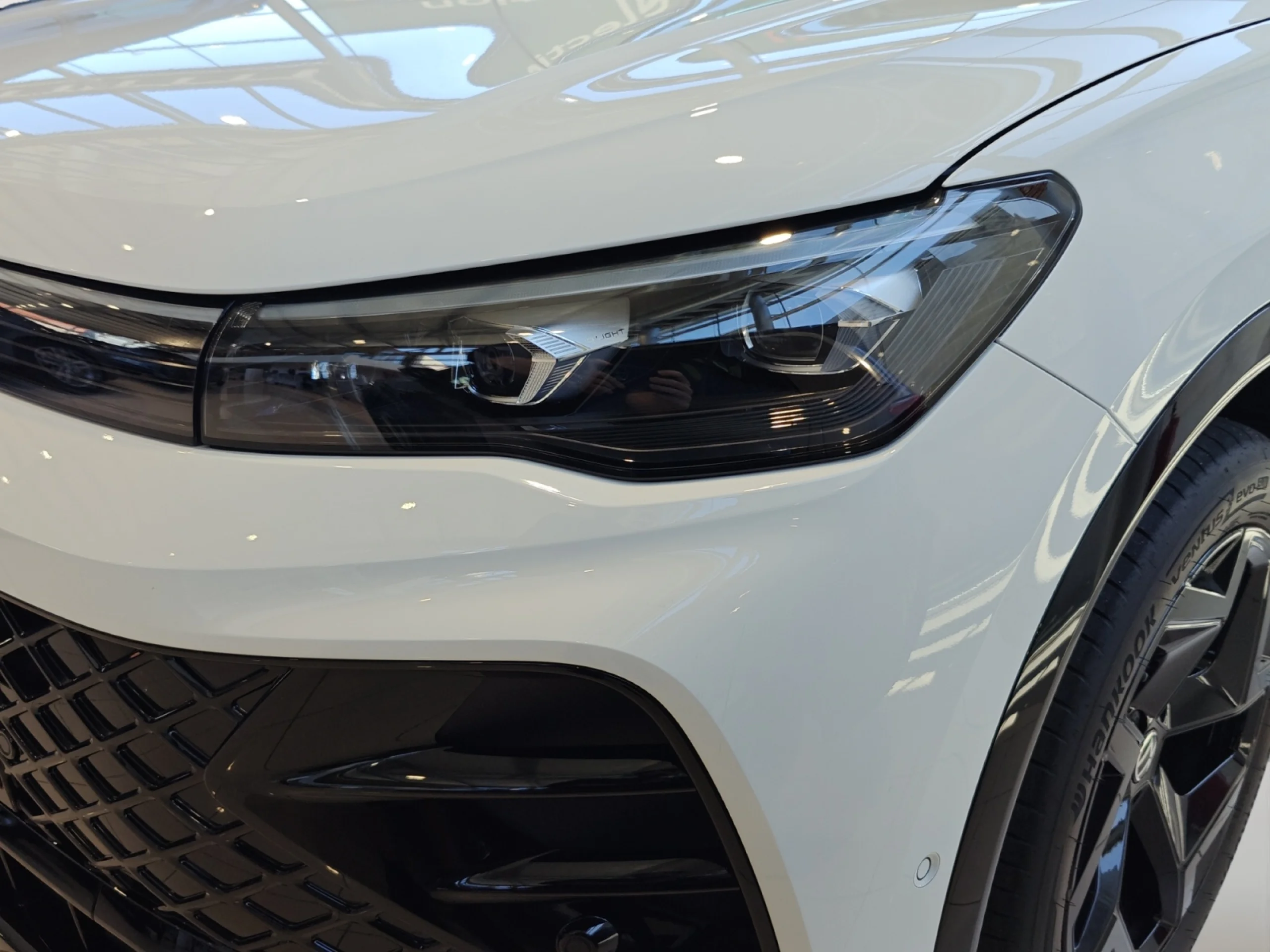 VOLKSWAGEN TIGUAN R LINE 2.0 TDI 142KW (193CV) DSG 4MOTION - Foto 22