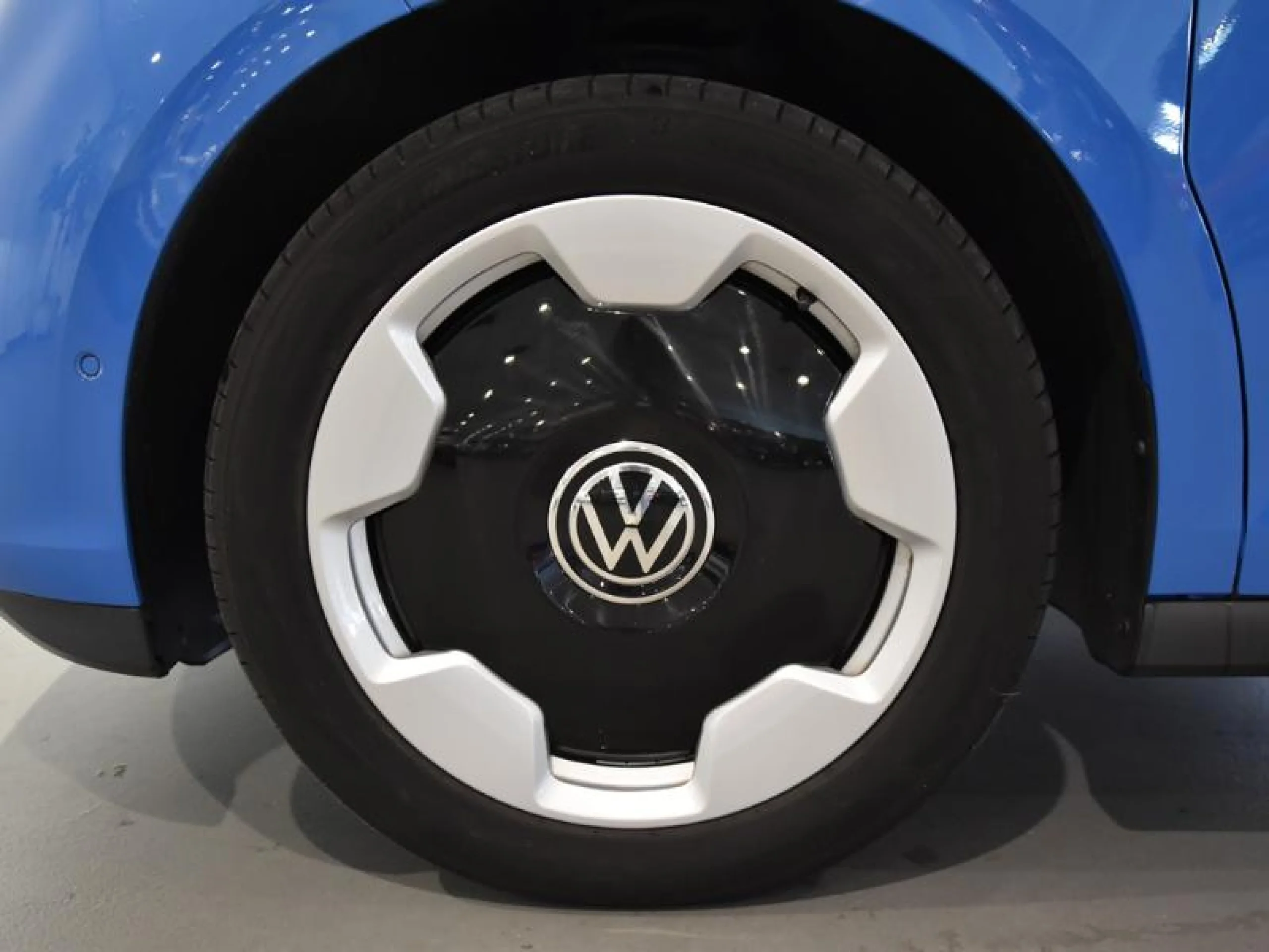 VW COMERCIALES ID. BUZZ ID. BUZZ  PRO 7 ASIENTOS BATALLA LARGA  210 KW (286 CV) 86 KWH AUT 1 VEL. - Foto 8