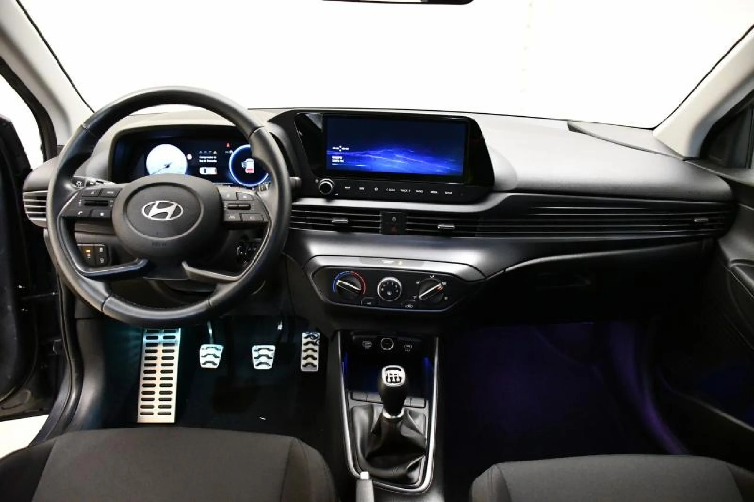 HYUNDAI BAYON 1.0T 66KW (90CV) DT BLACK LINE - Foto 5