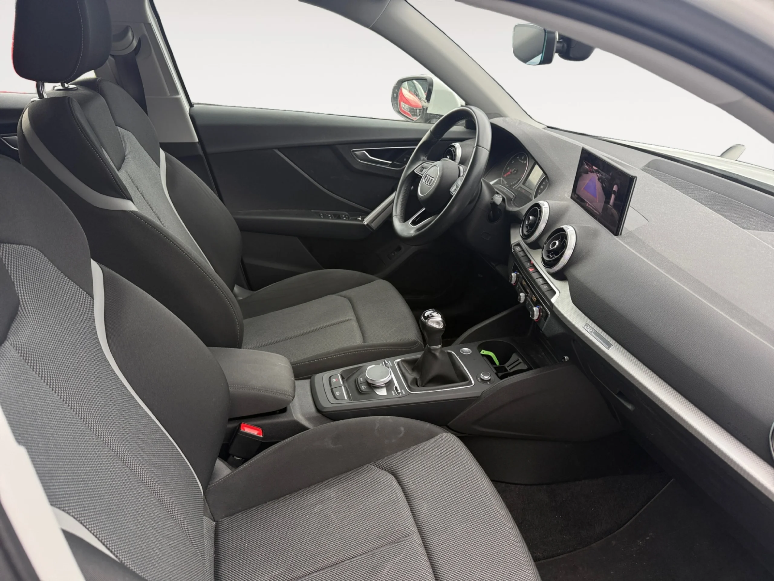 AUDI Q2 30 TFSI 81KW (110CV) - Foto 5