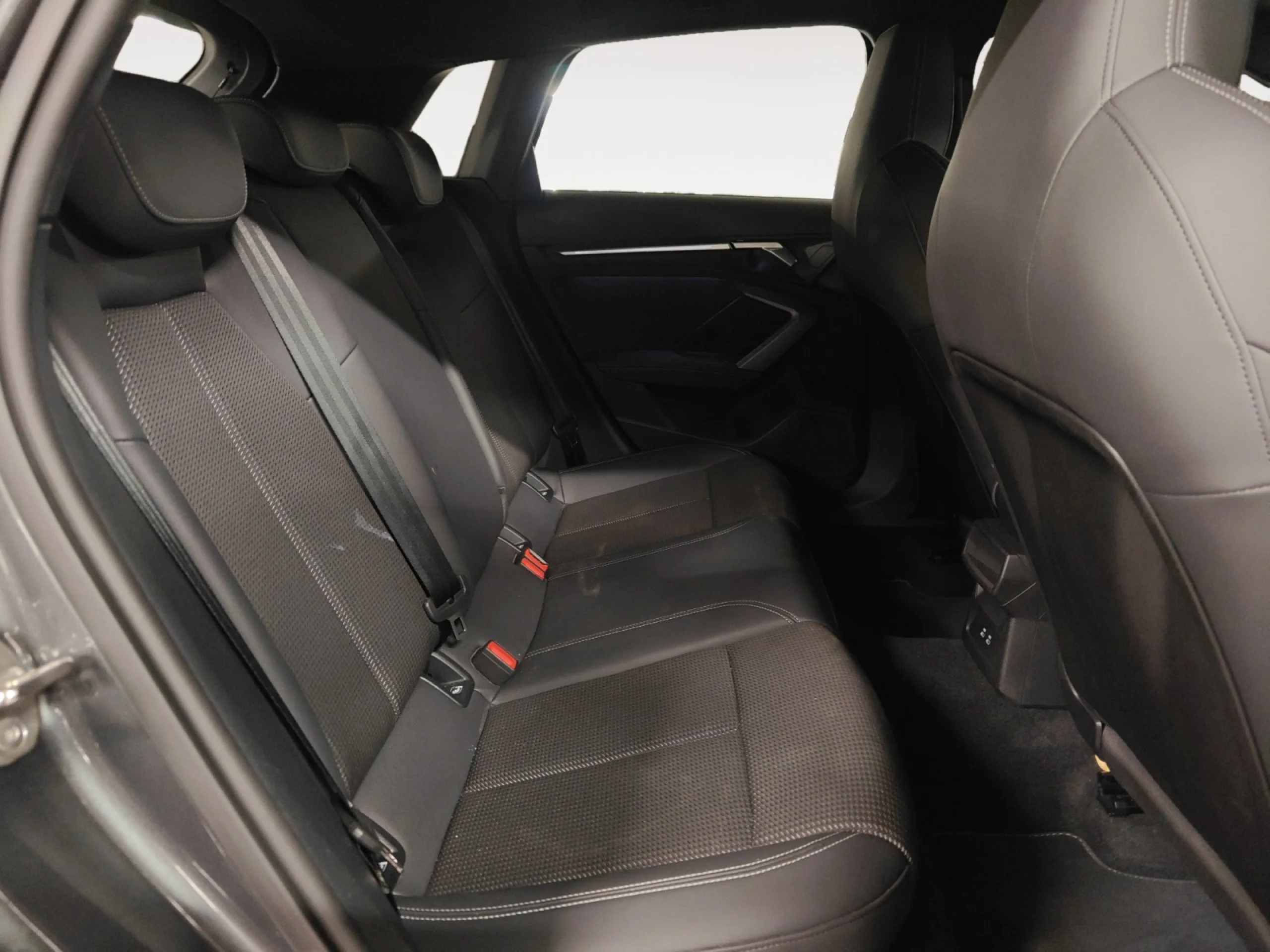 AUDI A3 SPORTBACK ADVANCED 35 TFSI 110KW S TRON - Foto 6