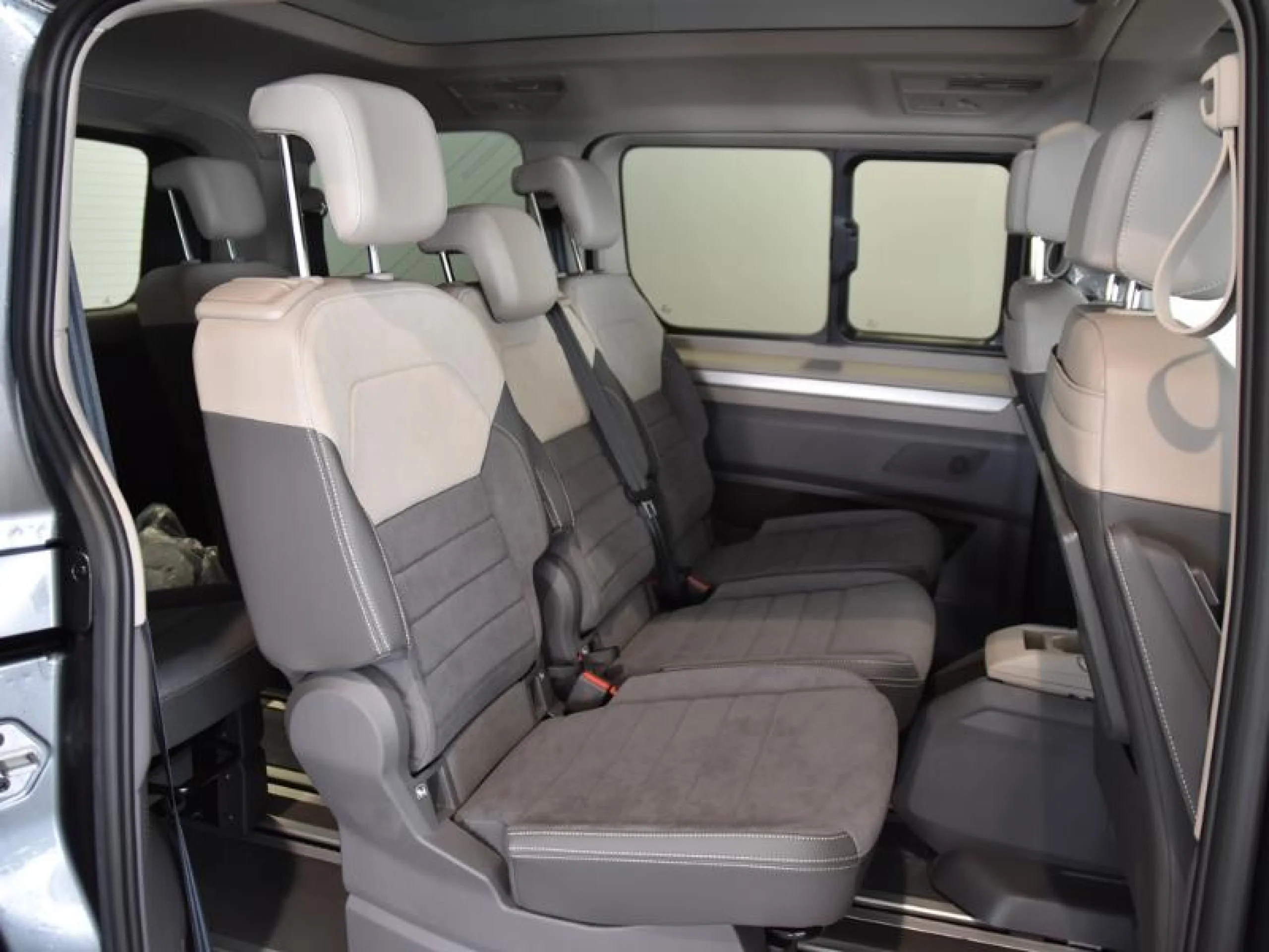 VW COMERCIALES Multivan MULTIVAN   LIFE    2.0 TDI 110 KW (150 CV) DSG 7 VEL. - Foto 6