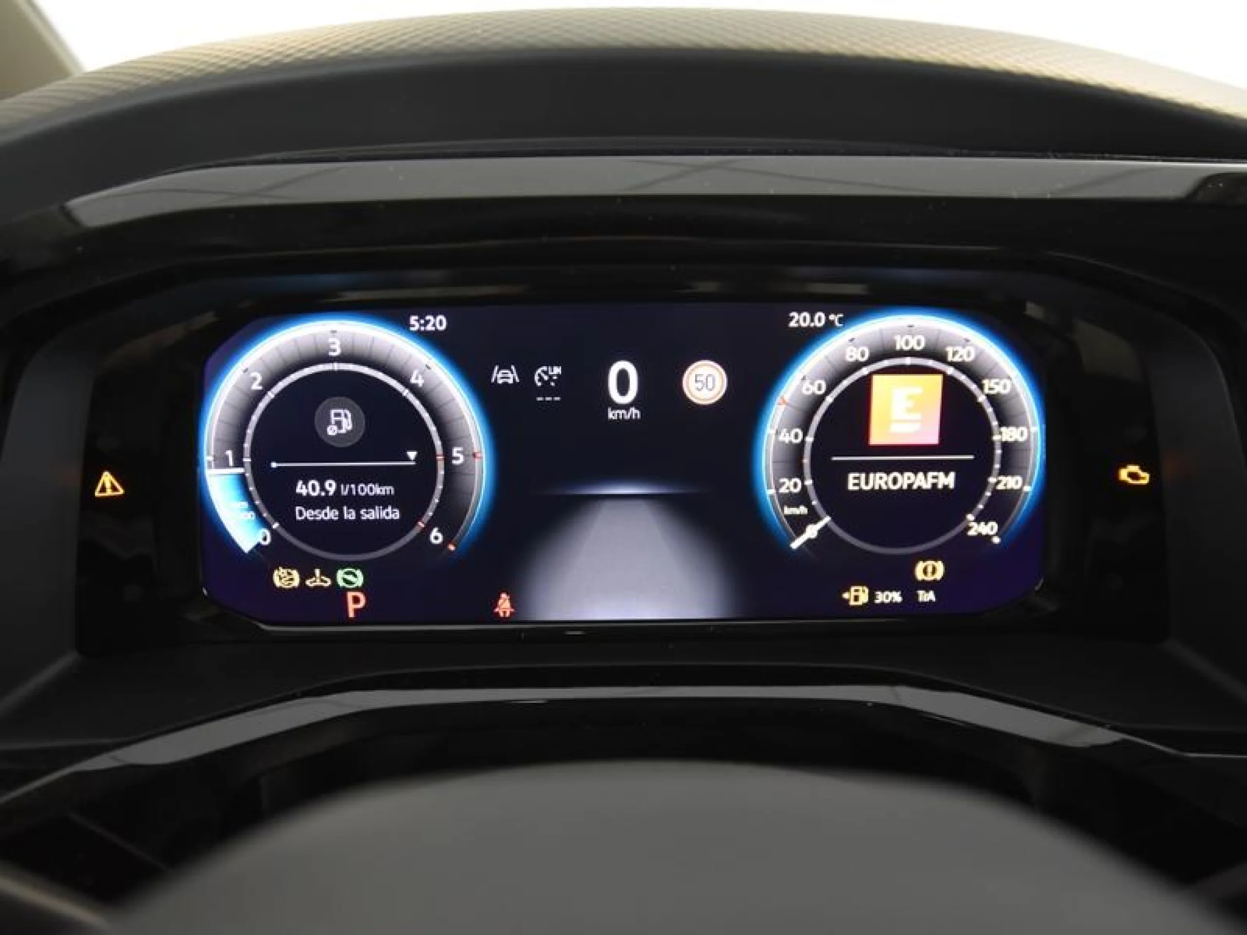 VW COMERCIALES Multivan MULTIVAN   LIFE    2.0 TDI 110 KW (150 CV) DSG 7 VEL. - Foto 19