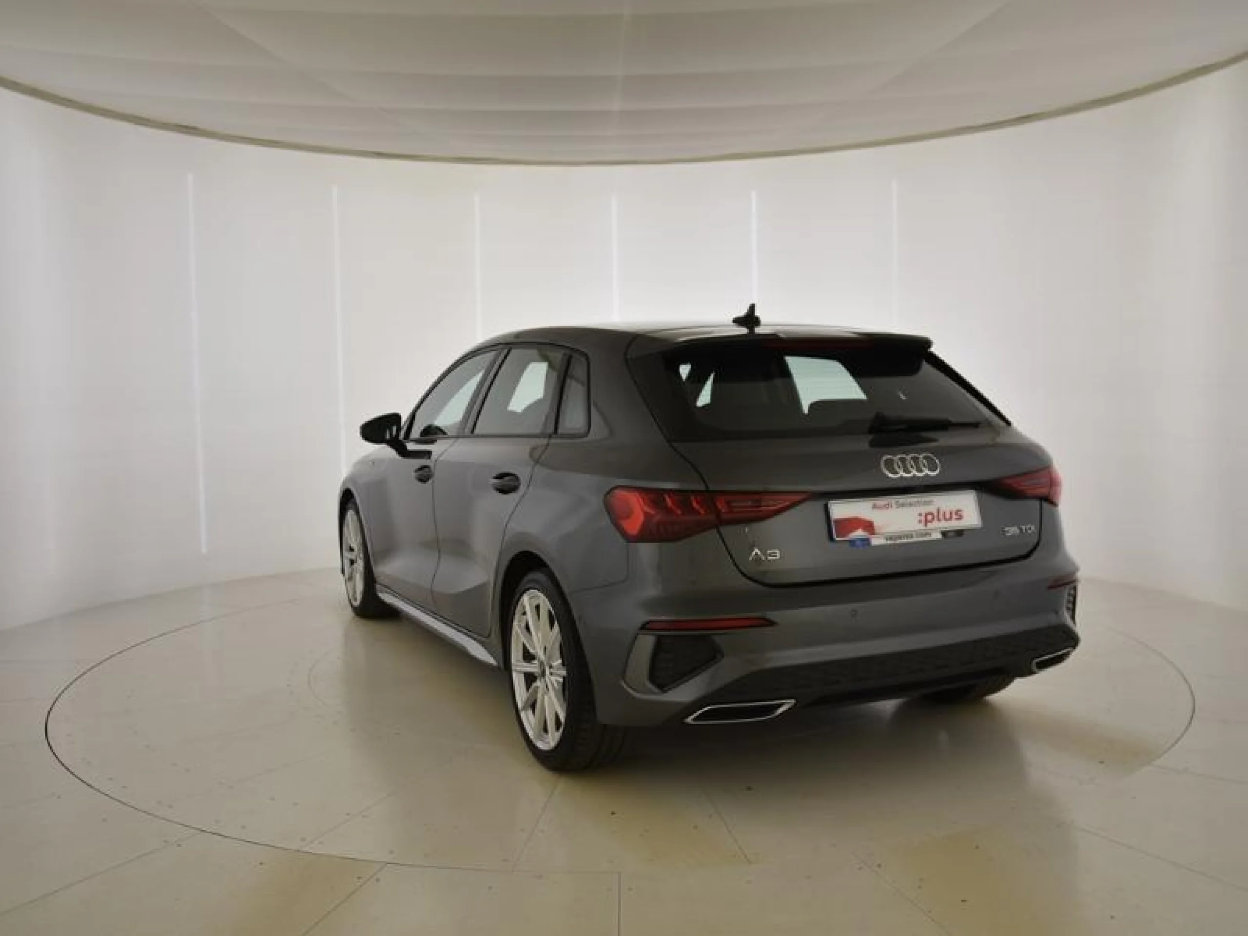 AUDI A3 SPORTBACK BLACK LINE 35 TDI 110KW S TRON - Foto 2