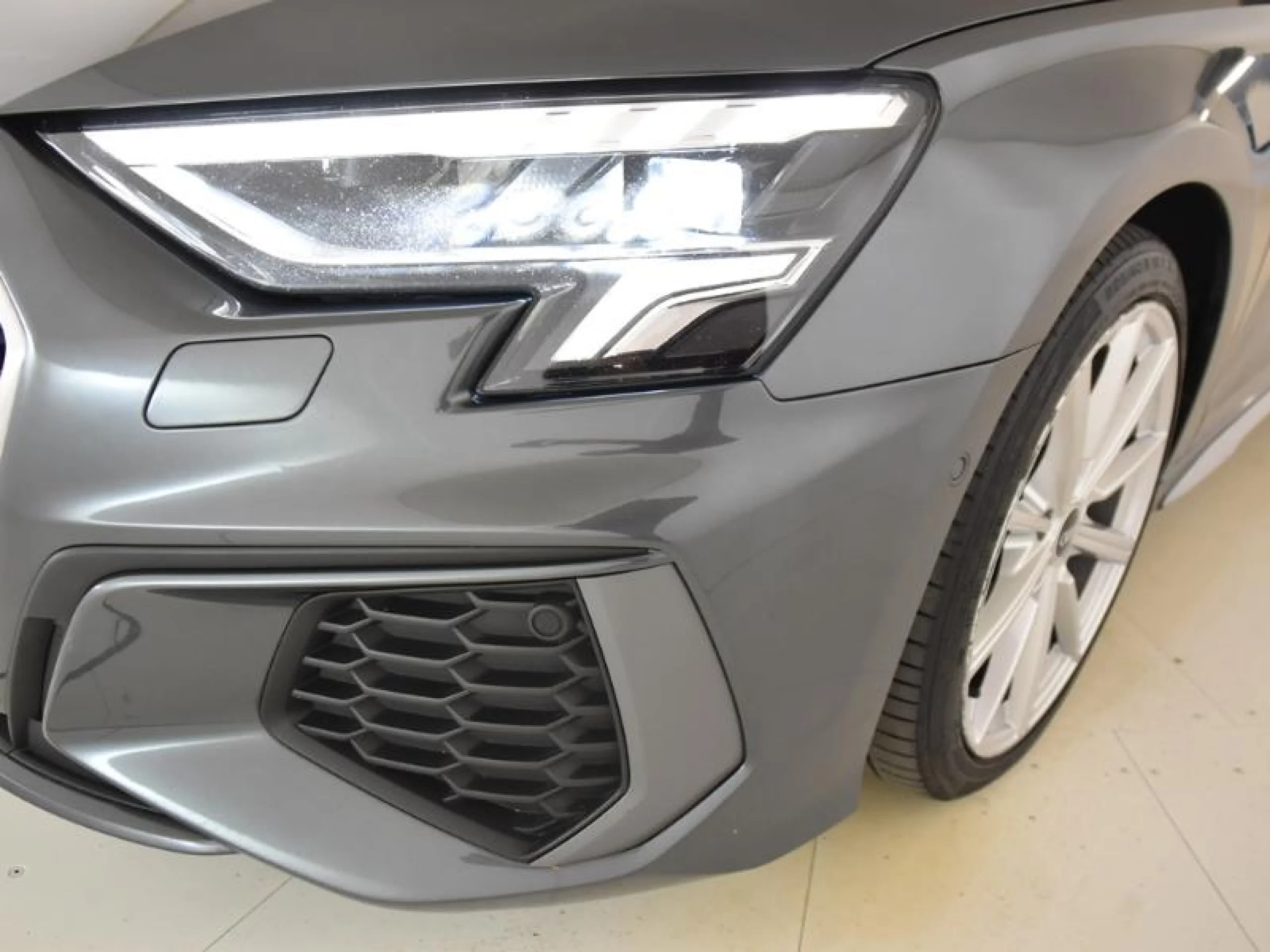 AUDI A3 SPORTBACK BLACK LINE 35 TDI 110KW S TRON - Foto 18