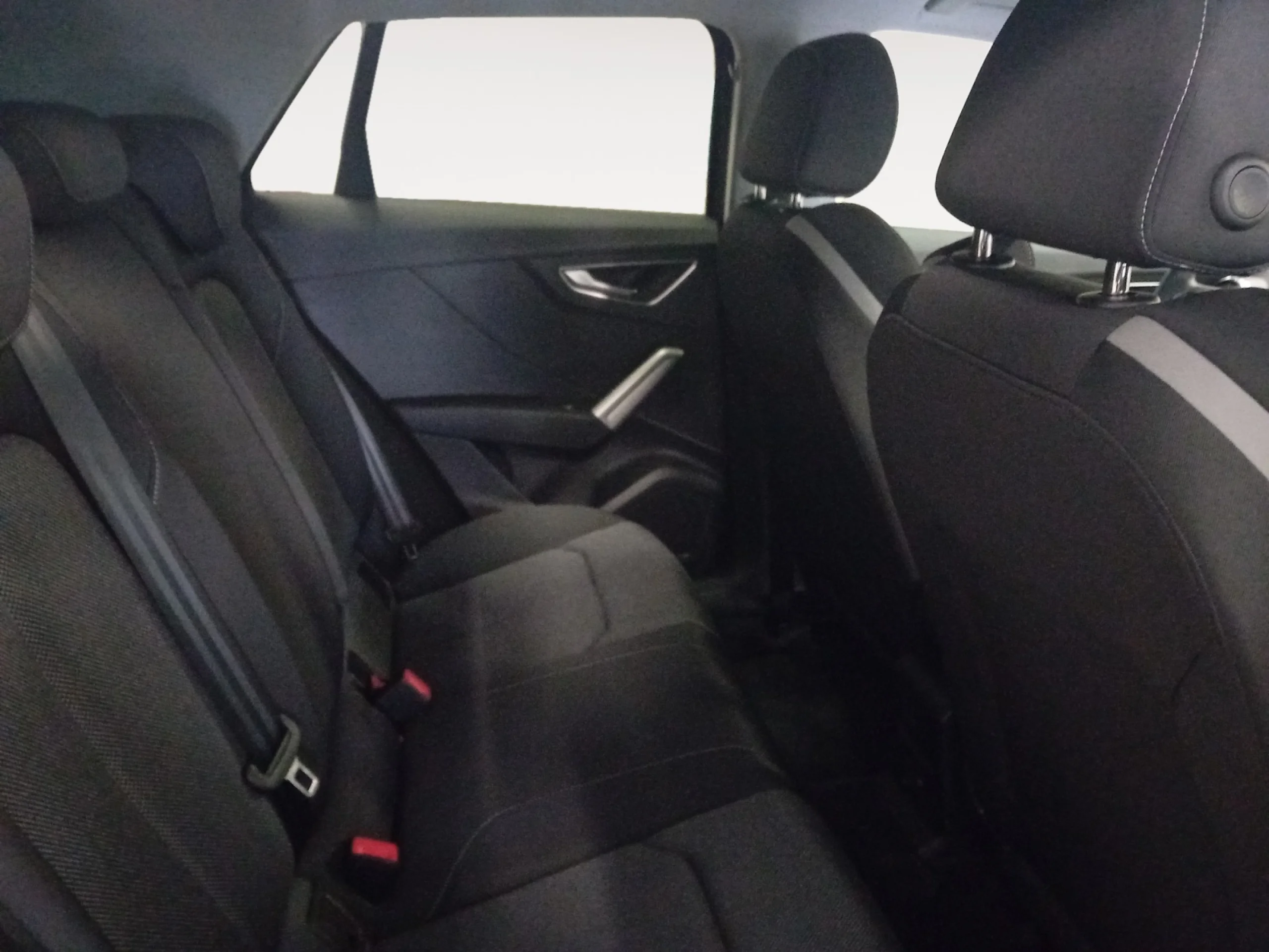 AUDI Q2 Q2  BLACK LINE EDITION 35 TDI  110(150) KW(CV) S TRONIC - Foto 6