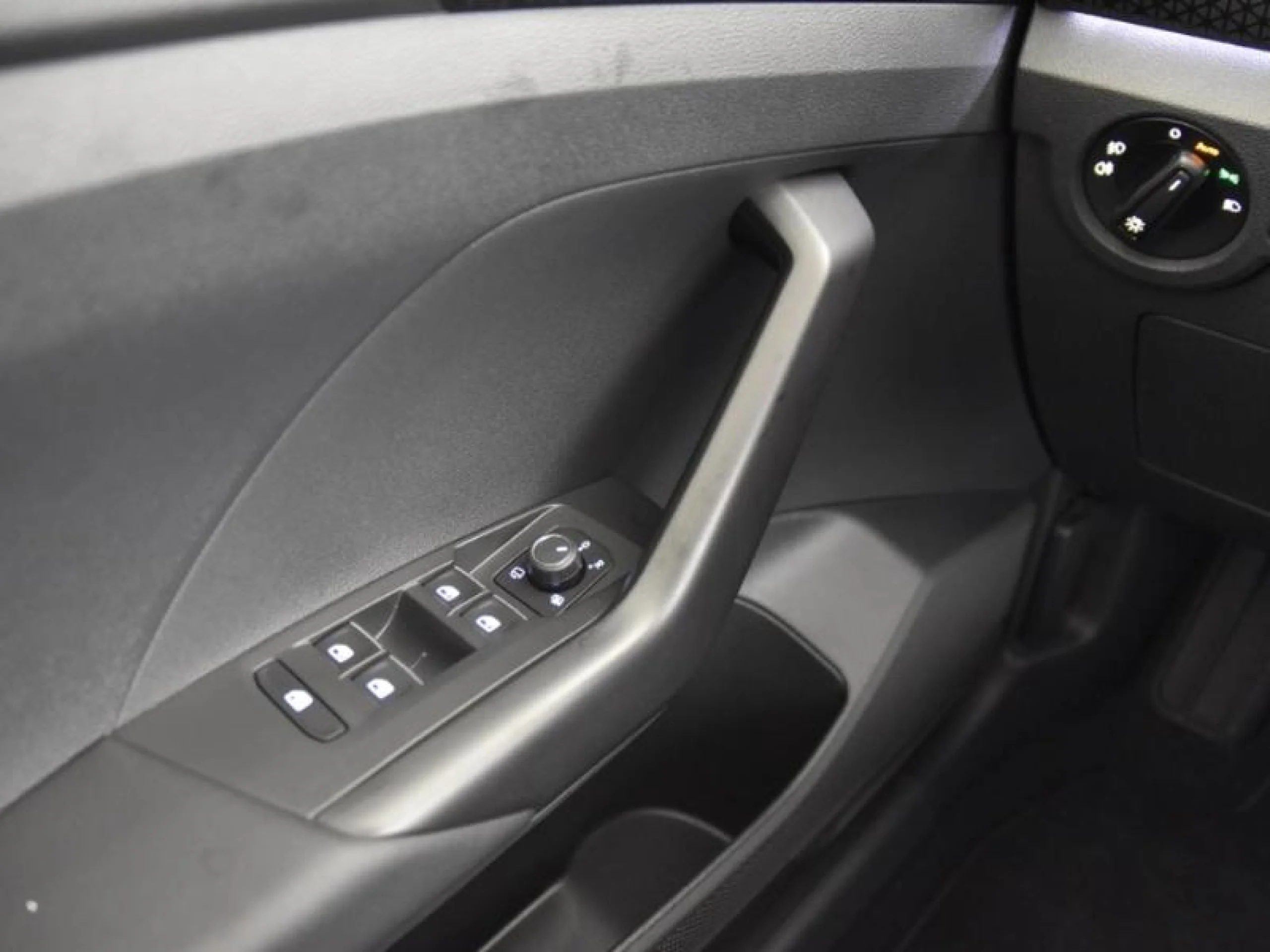 VOLKSWAGEN T CROSS SPORT 1.0 TSI 81KW (110CV) - Foto 15