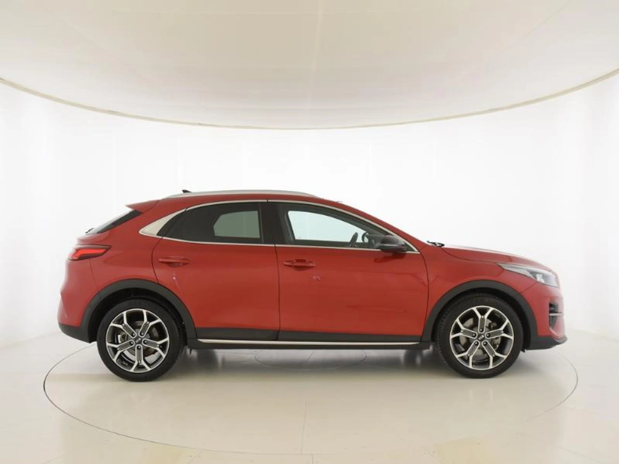 KIA XCEED 1.5 MHEV IMT TECH 118KW (160CV) - Foto 3