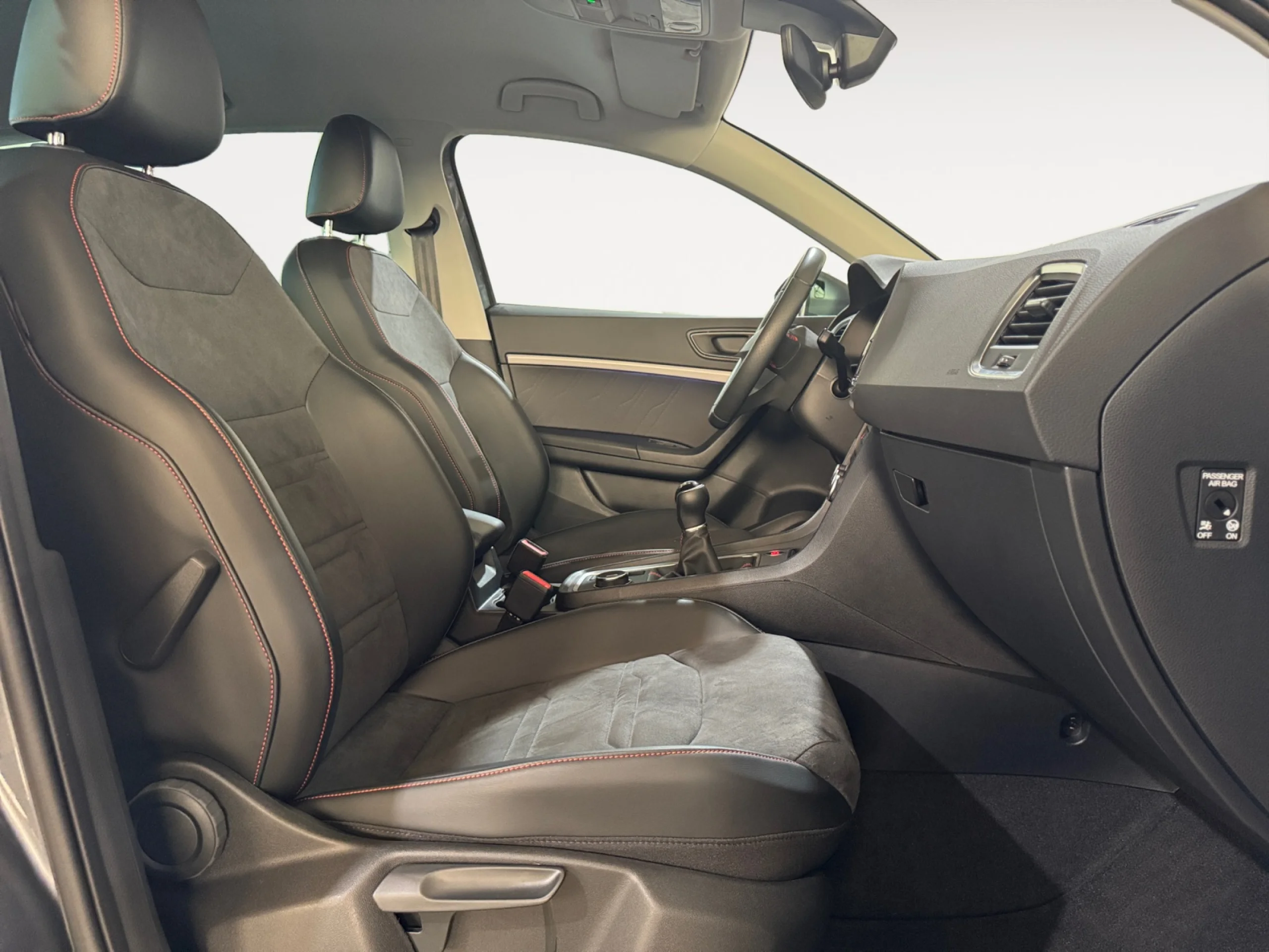 SEAT ATECA 1.5 TSI 110KW (150CV) FR SPECIAL EDITION - Foto 5