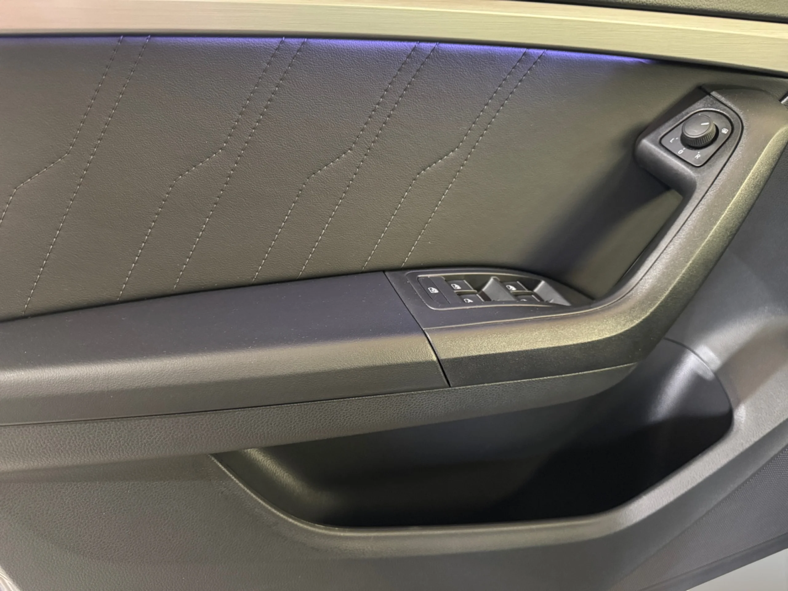 SEAT ATECA 1.5 TSI 110KW (150CV) FR SPECIAL EDITION - Foto 14