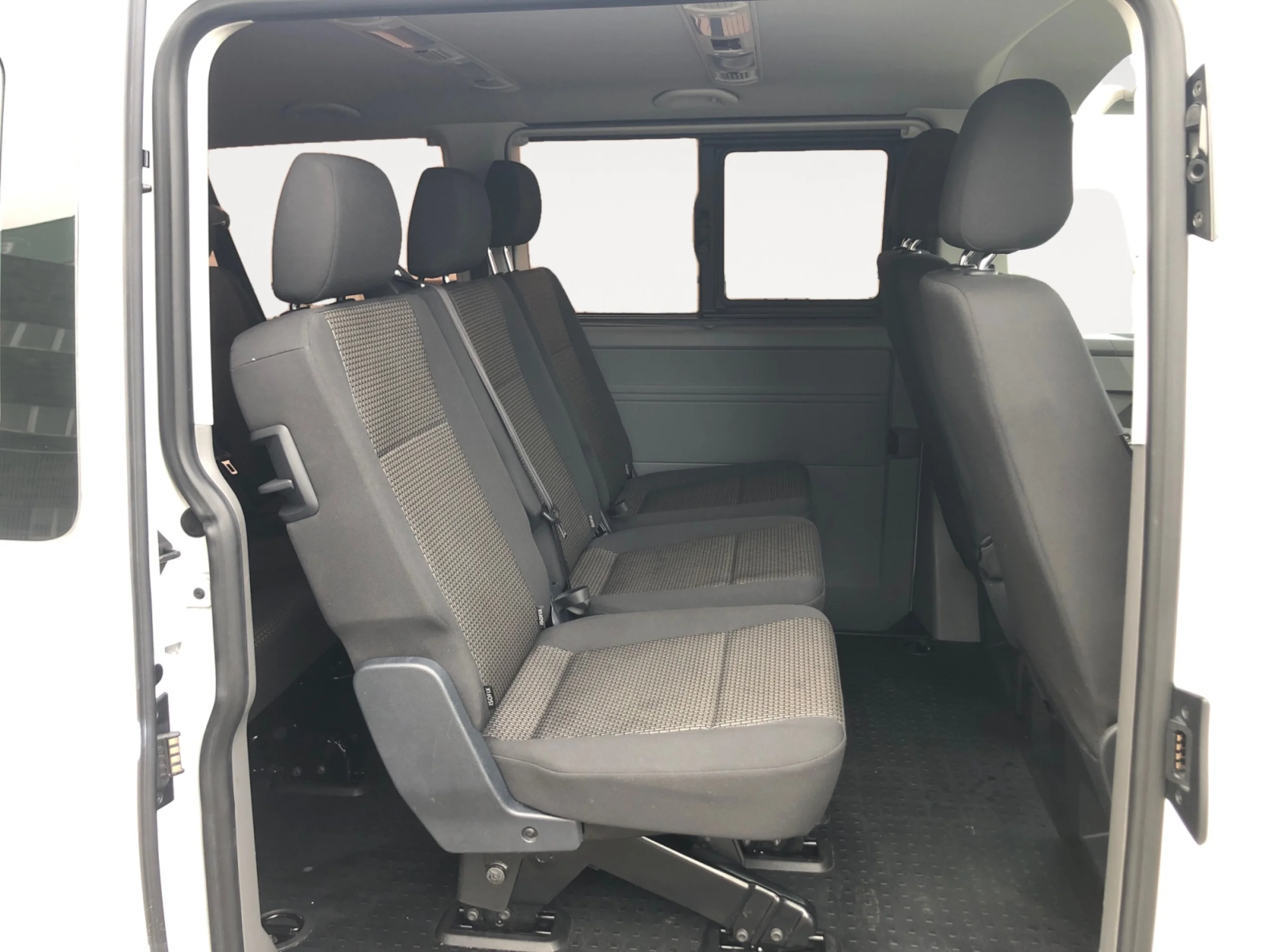 VOLKSWAGEN CARAVELLE PREMIUM CORTA 2.0 TDI 110KW BMT DSG - Foto 6